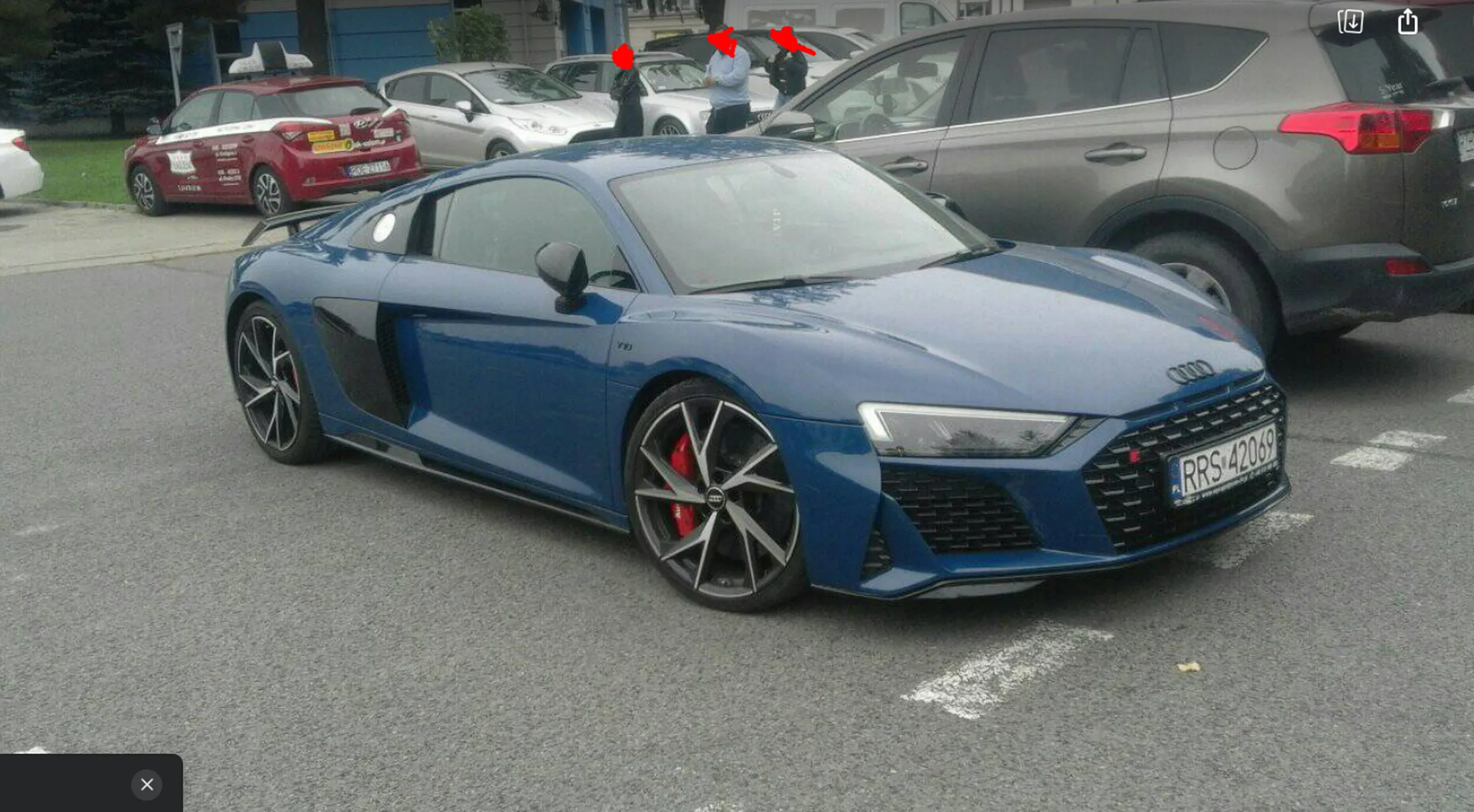 bardzo fajne audi r8