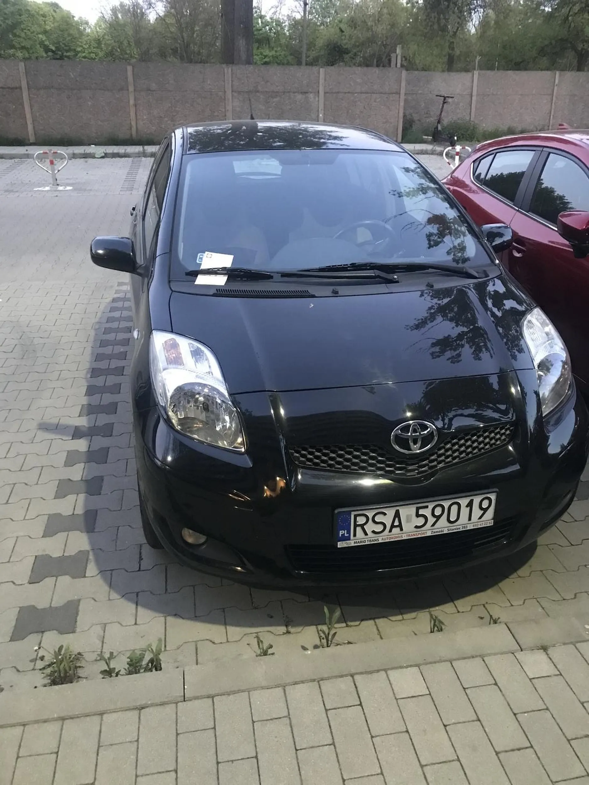 Jak można parkować nie na swoim miejscu, za szlabanem, ja za to miejsce place