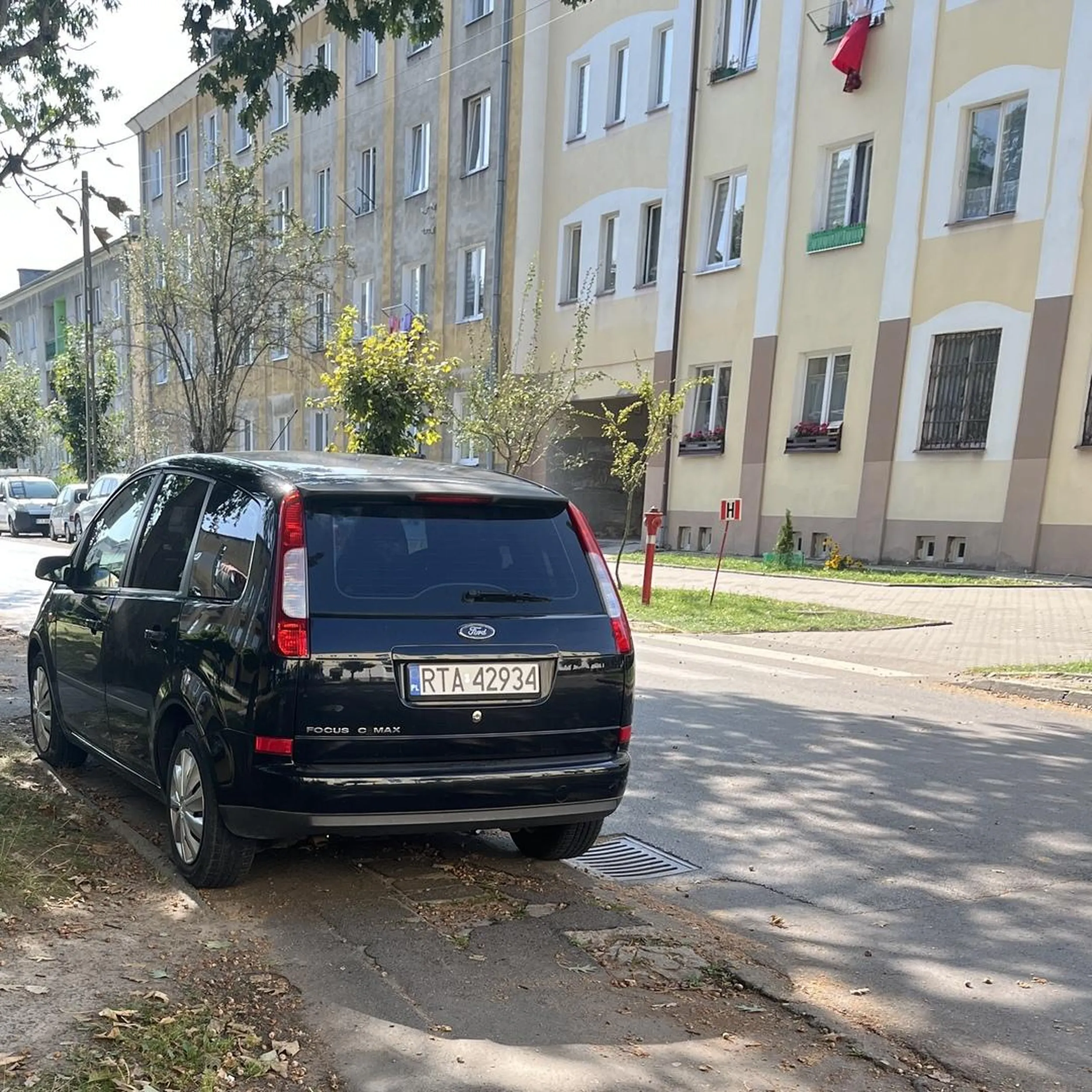 Powiedz mi jak ktoś ma przejść do pasów??! ??‍♂️