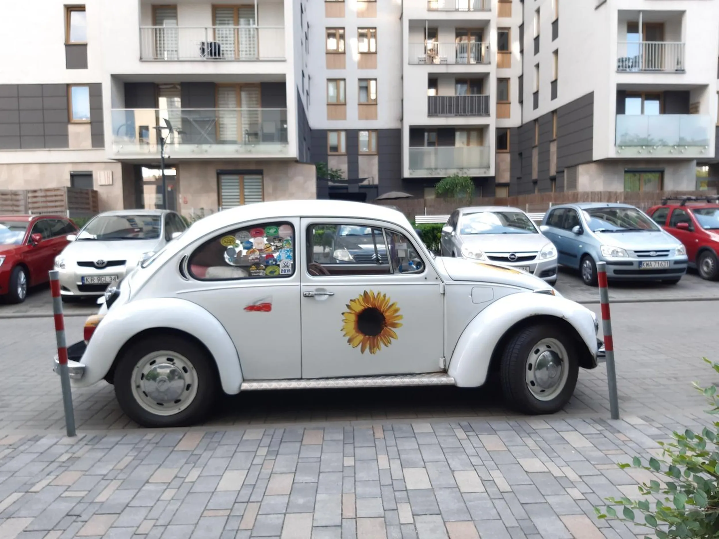 Volkswagen garbus, niezła fura ze słonecznikiem w Krakowie.