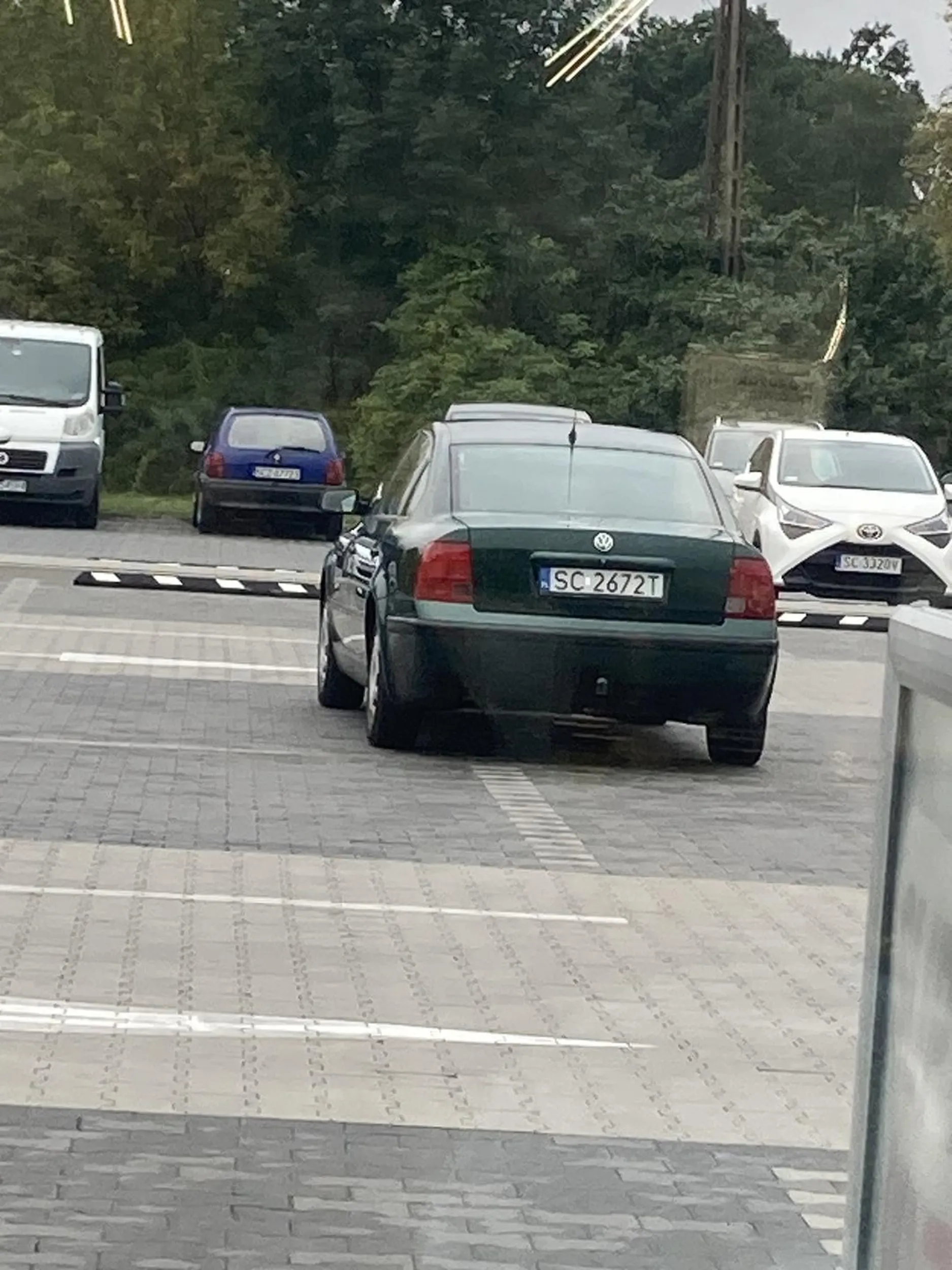 Mistrz parkowania na vendo parku :/ nie pozdrawiam