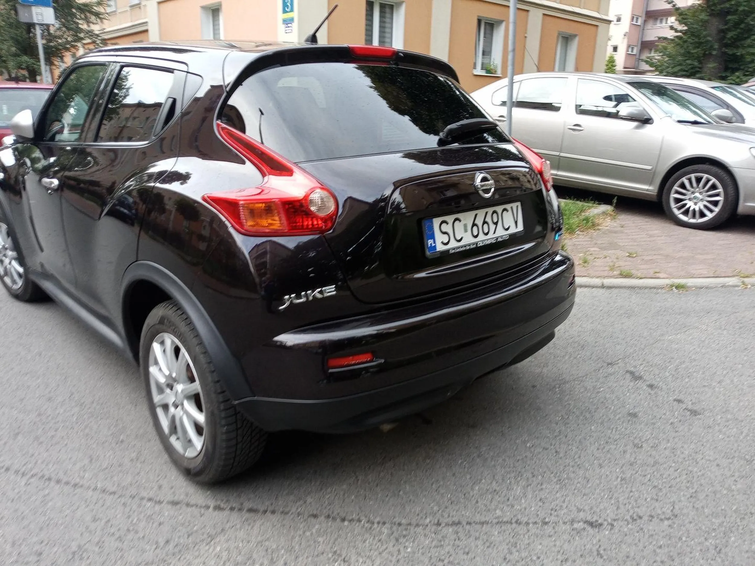 Jak widać, można zaparkować na skrzyżowaniu.