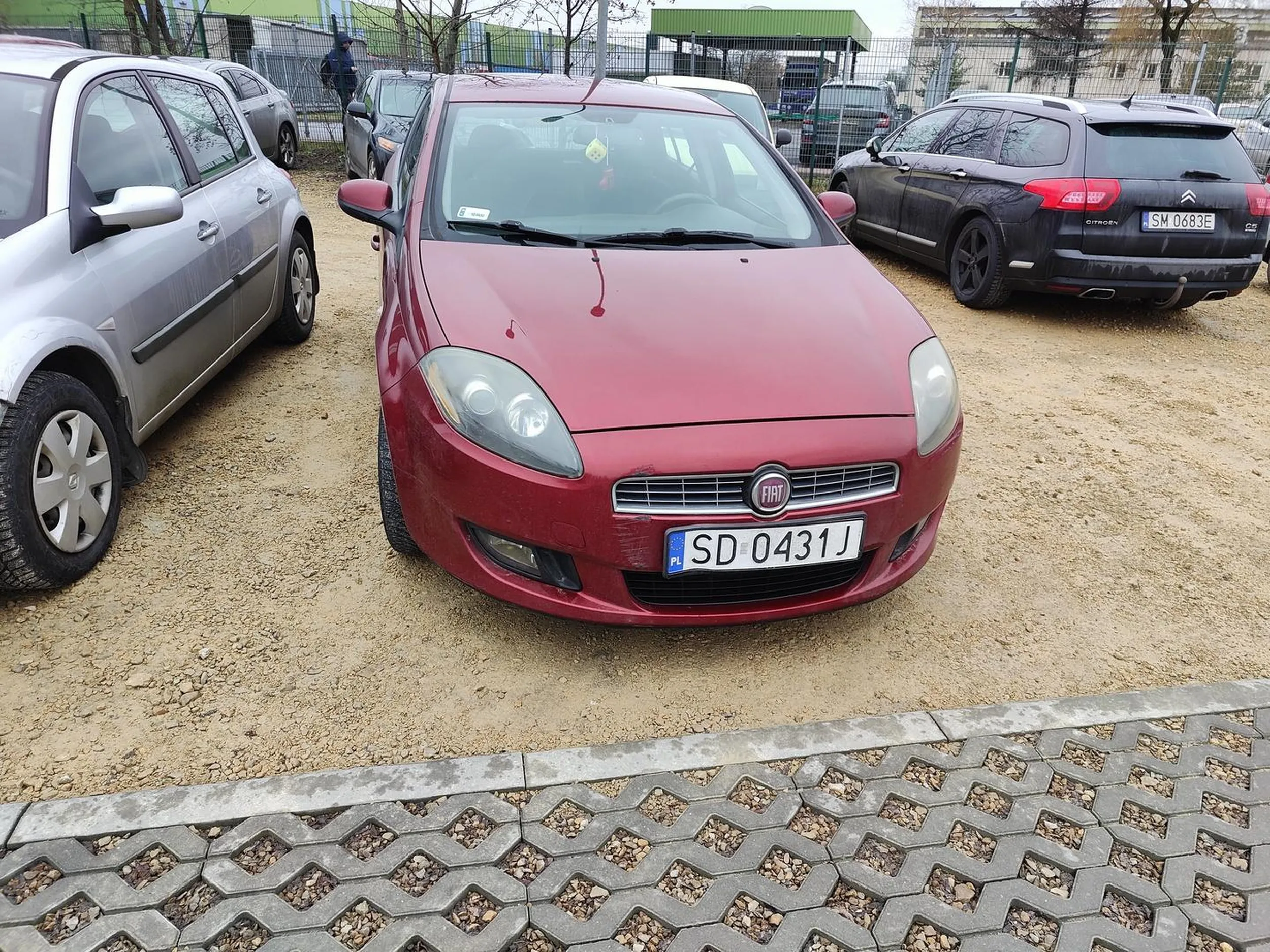 Jeszcze chwila i szukał byś auta na odlewni ..