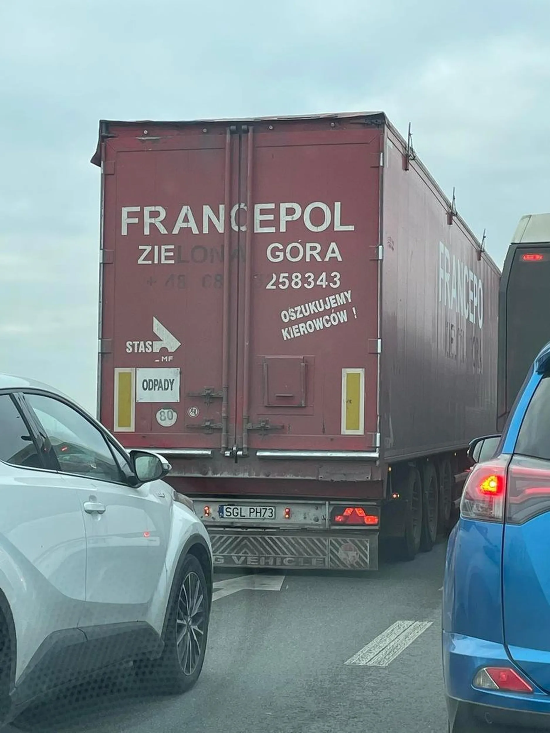 naklejka Ci sie odkleila