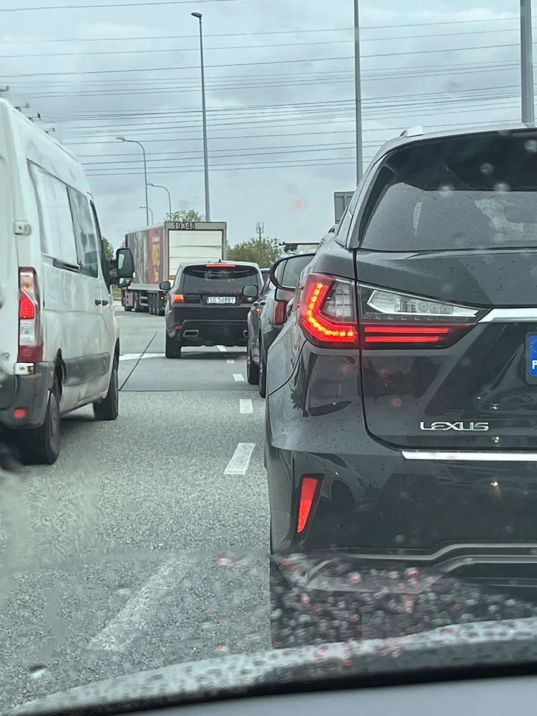 Gratulacje zdobycia orderu zjebania. Blokowanie zjazdu z A1 dla chwili szeryfowania…