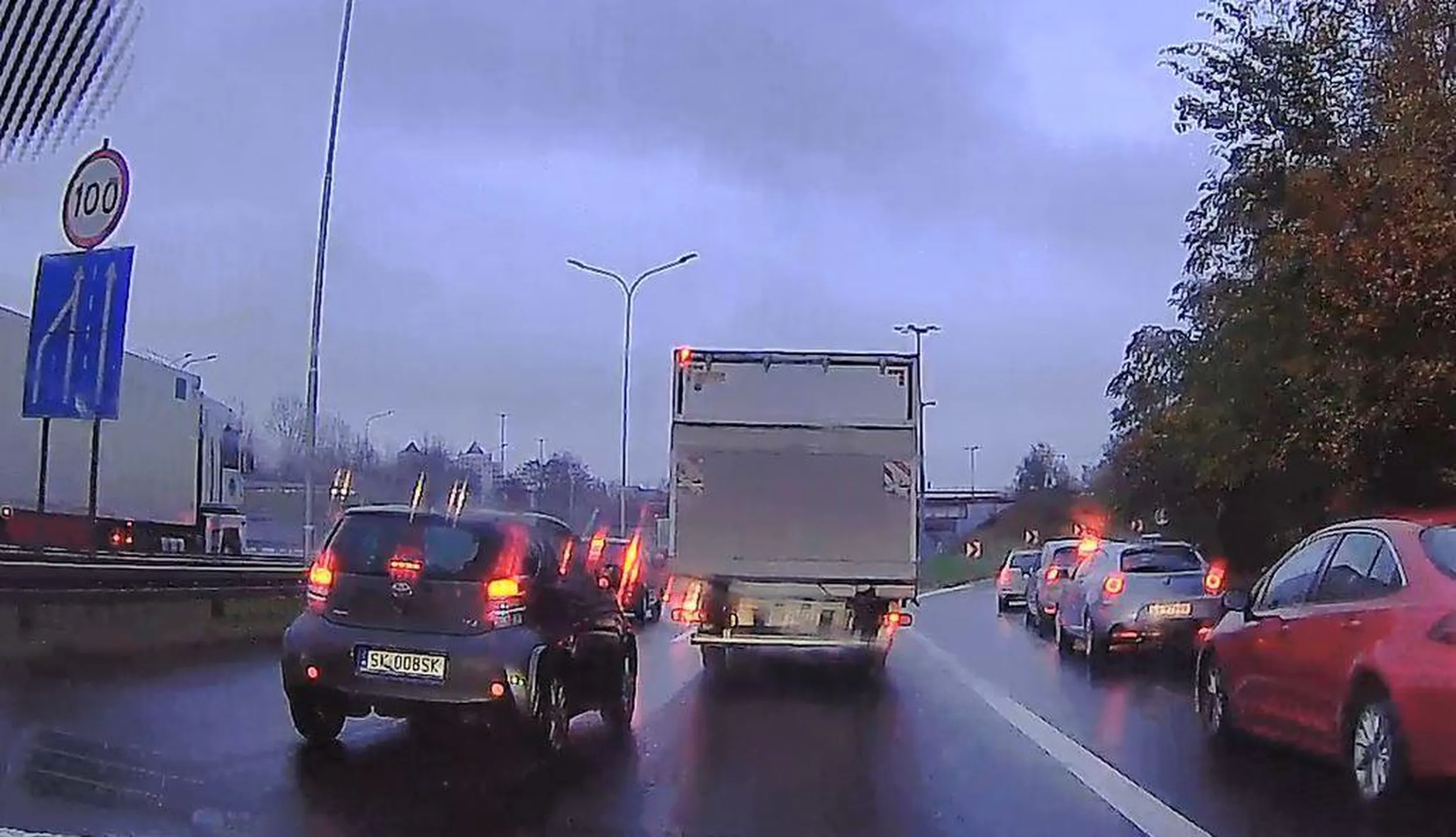 Niby Toyota IQ, a kierowca bez.