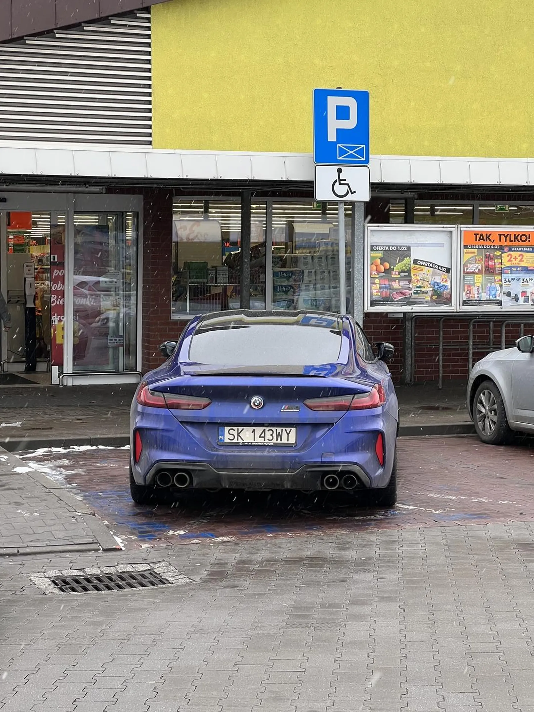 No inwalida się trafił ?