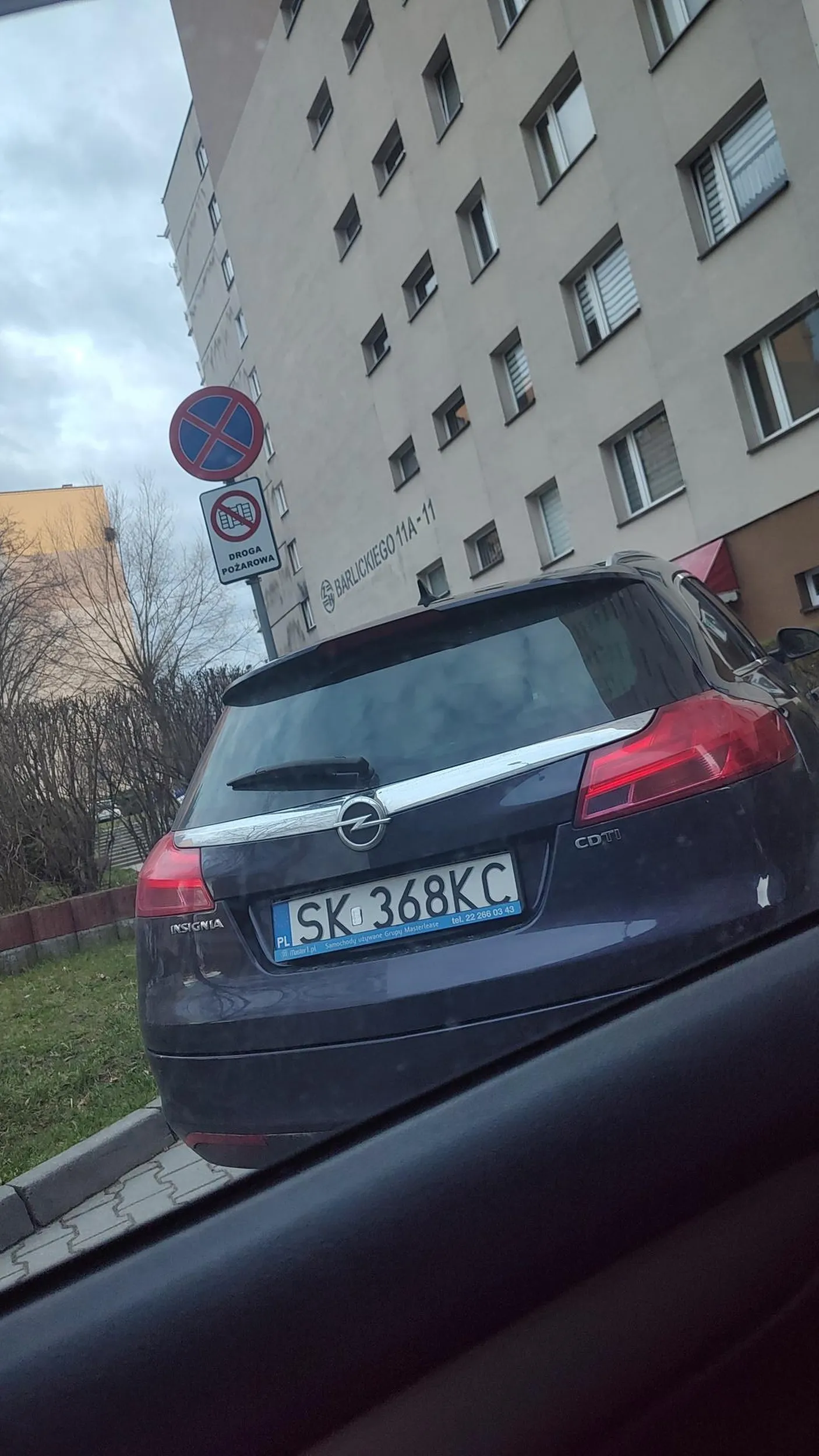 Naucz się stawać pizdusiu stary