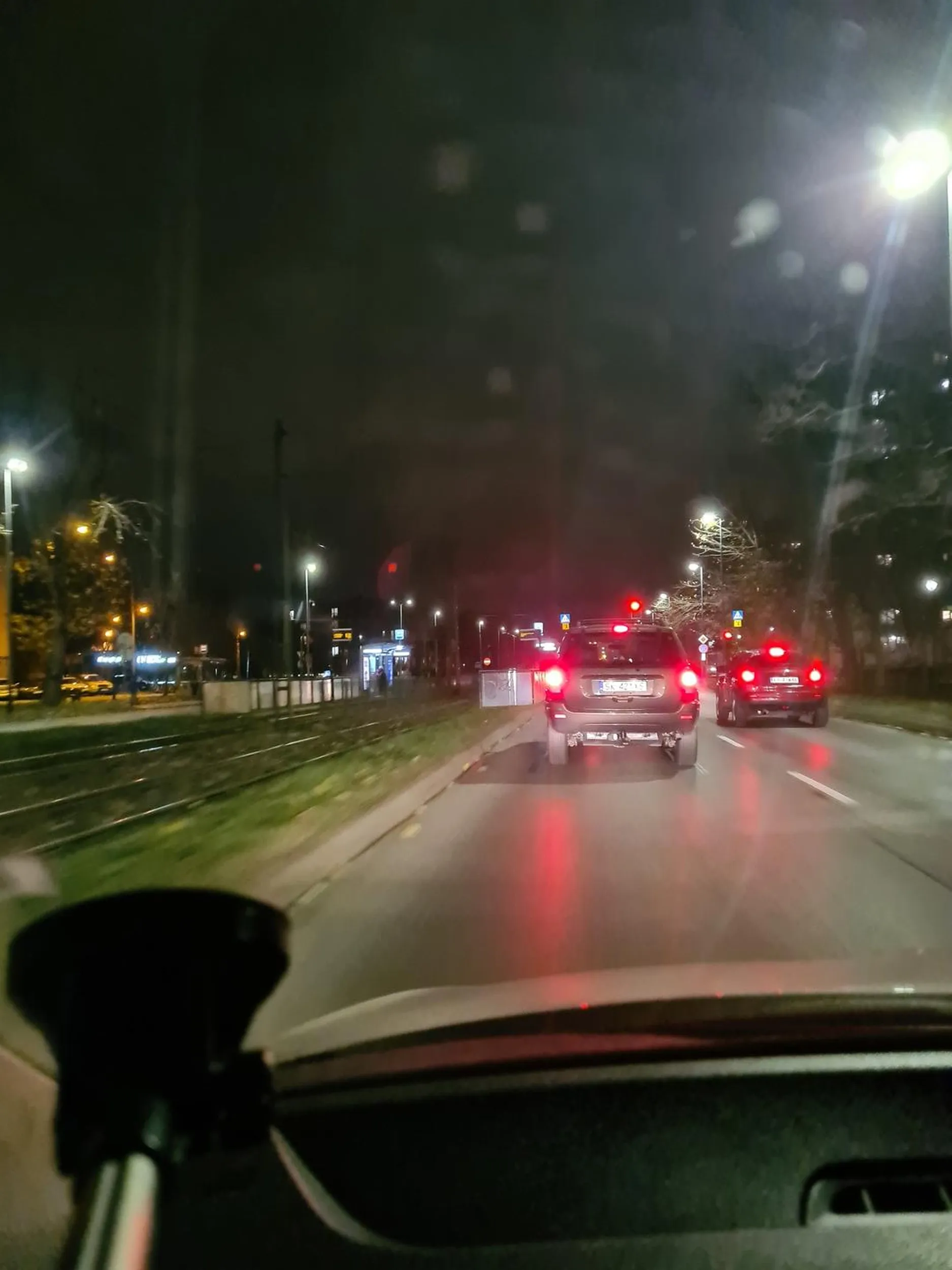 Kierowca wymusza pierwszeństwo