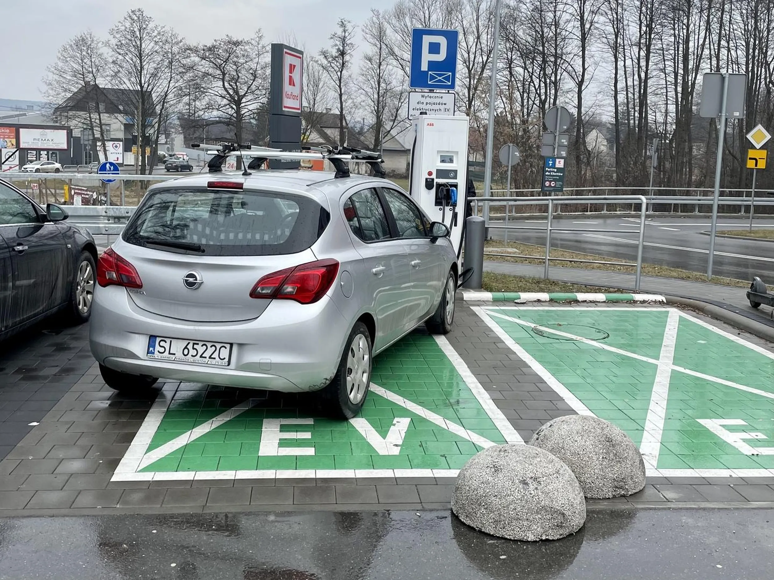 Elektryczna Corsa „E”. Jedyna taka, tylko w Skawinie ;)