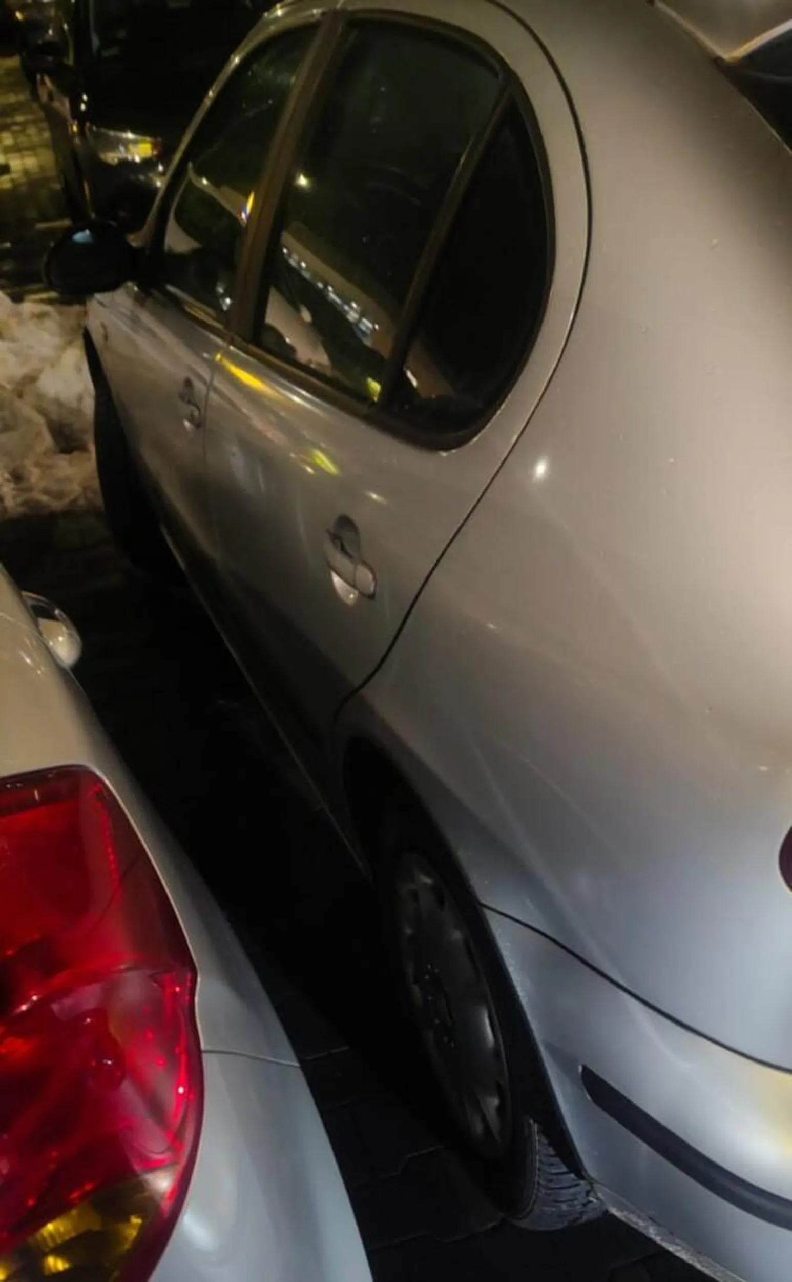 Stracony czas , przez kretynkę która tak zaparkowała . Żadnego przepraszam , a kiedy zaczęłam dzwonić na policję , to gdybym się nie odsunęłam to by mnie przejechała.