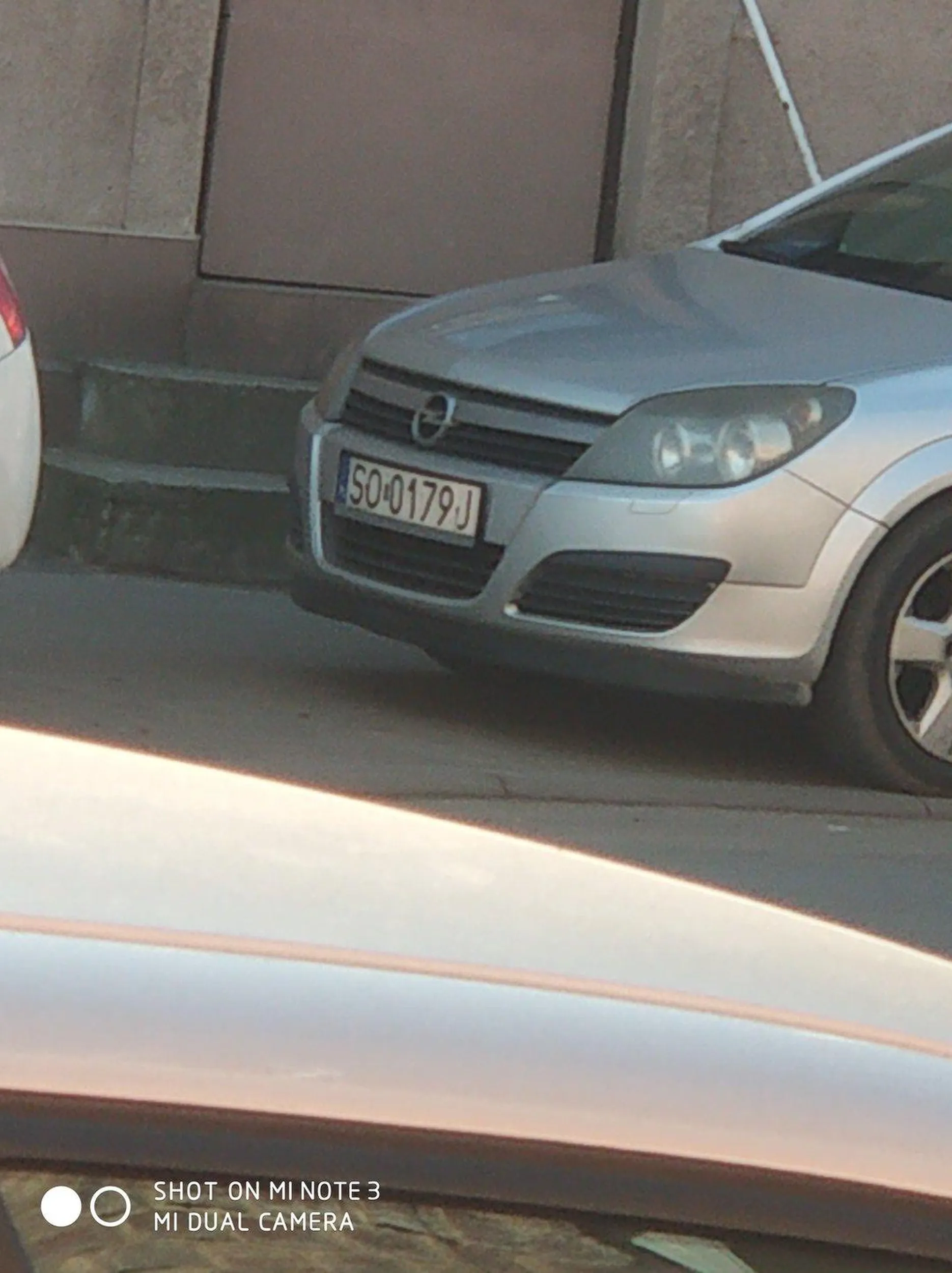 Trudno że gorol, jeździ w miarę dobrze