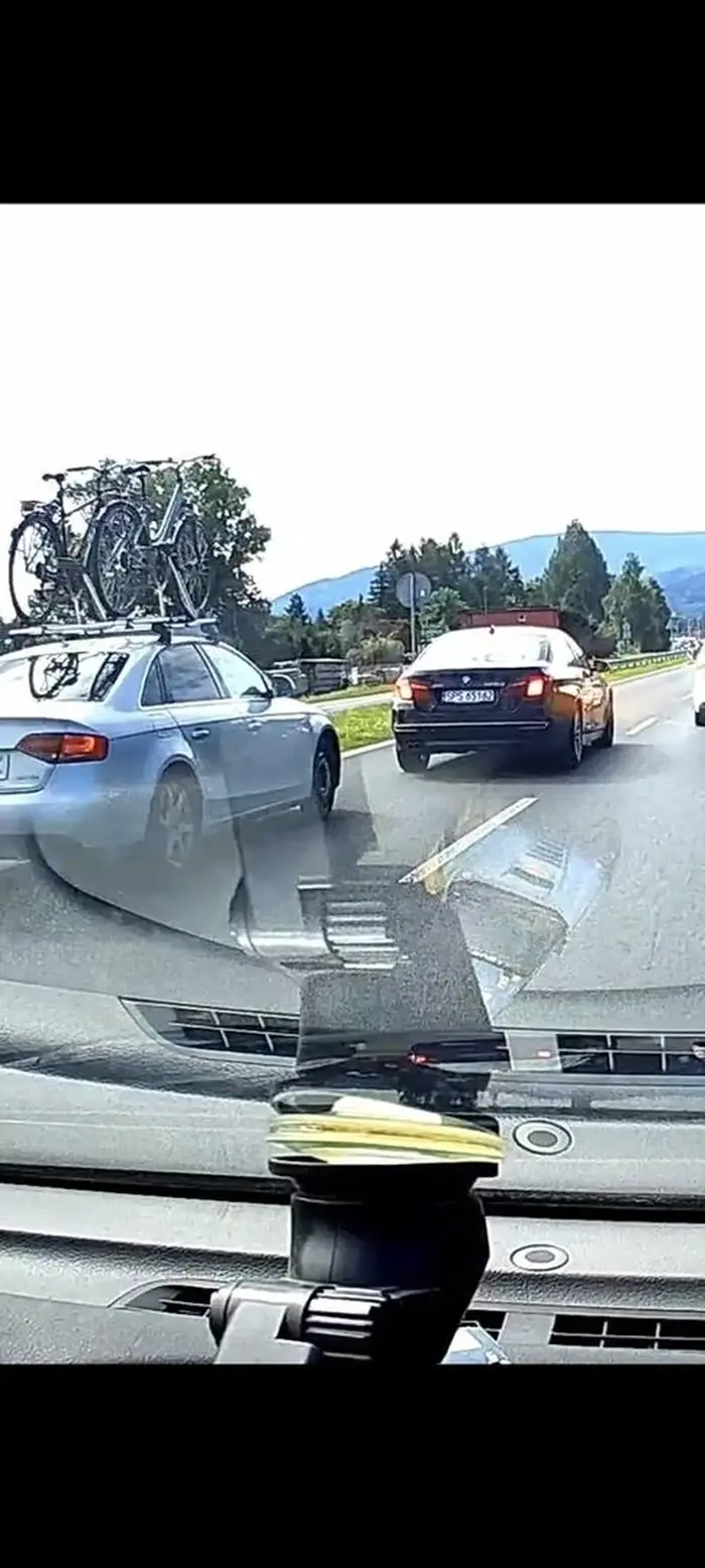 Szeryf drogowy, blokuje lewy pas, film ze zdarzenia przesłany na stopcham ;)