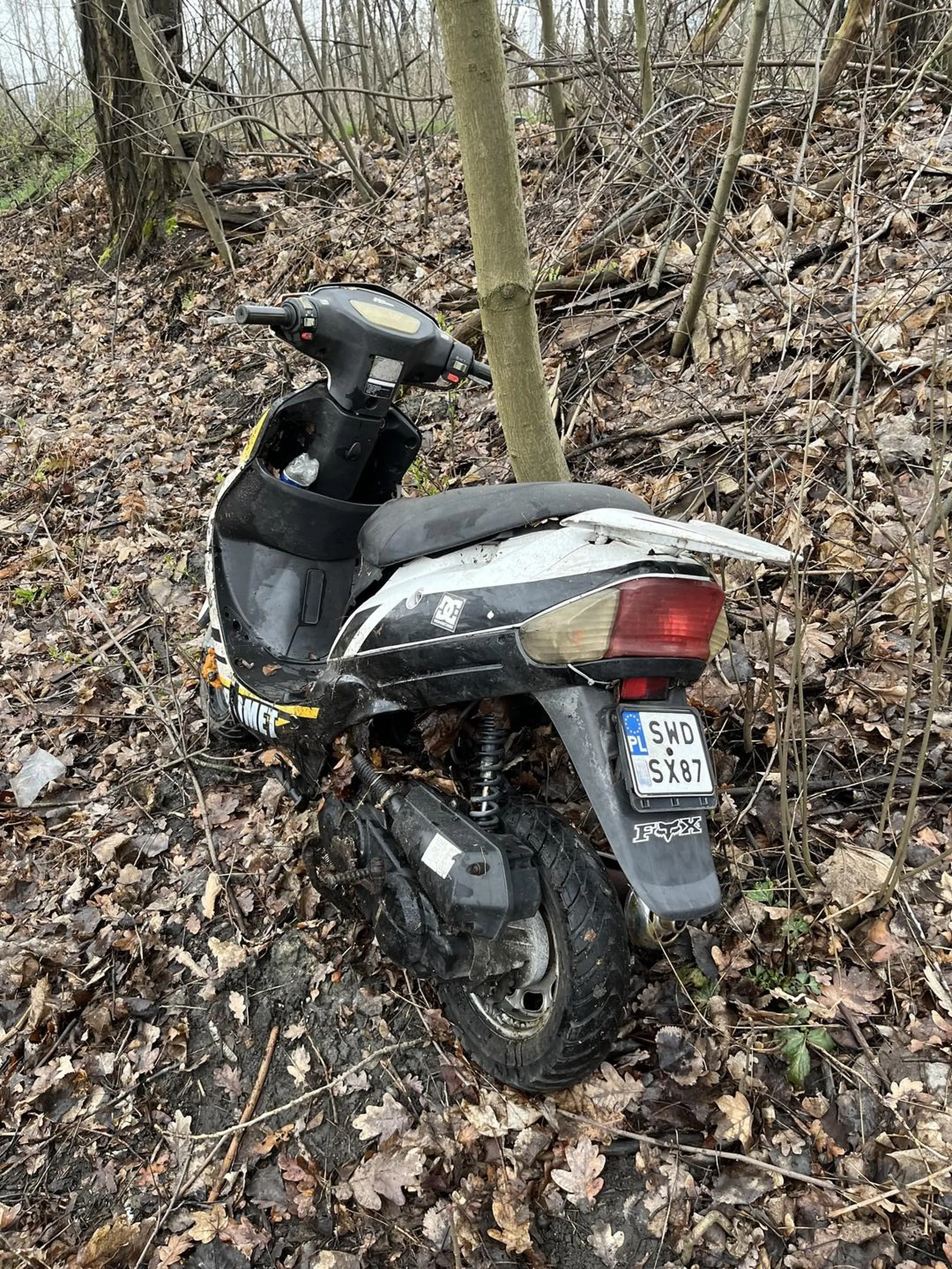 Stoi na dk88 w Zabrzu w stronę Bytomia