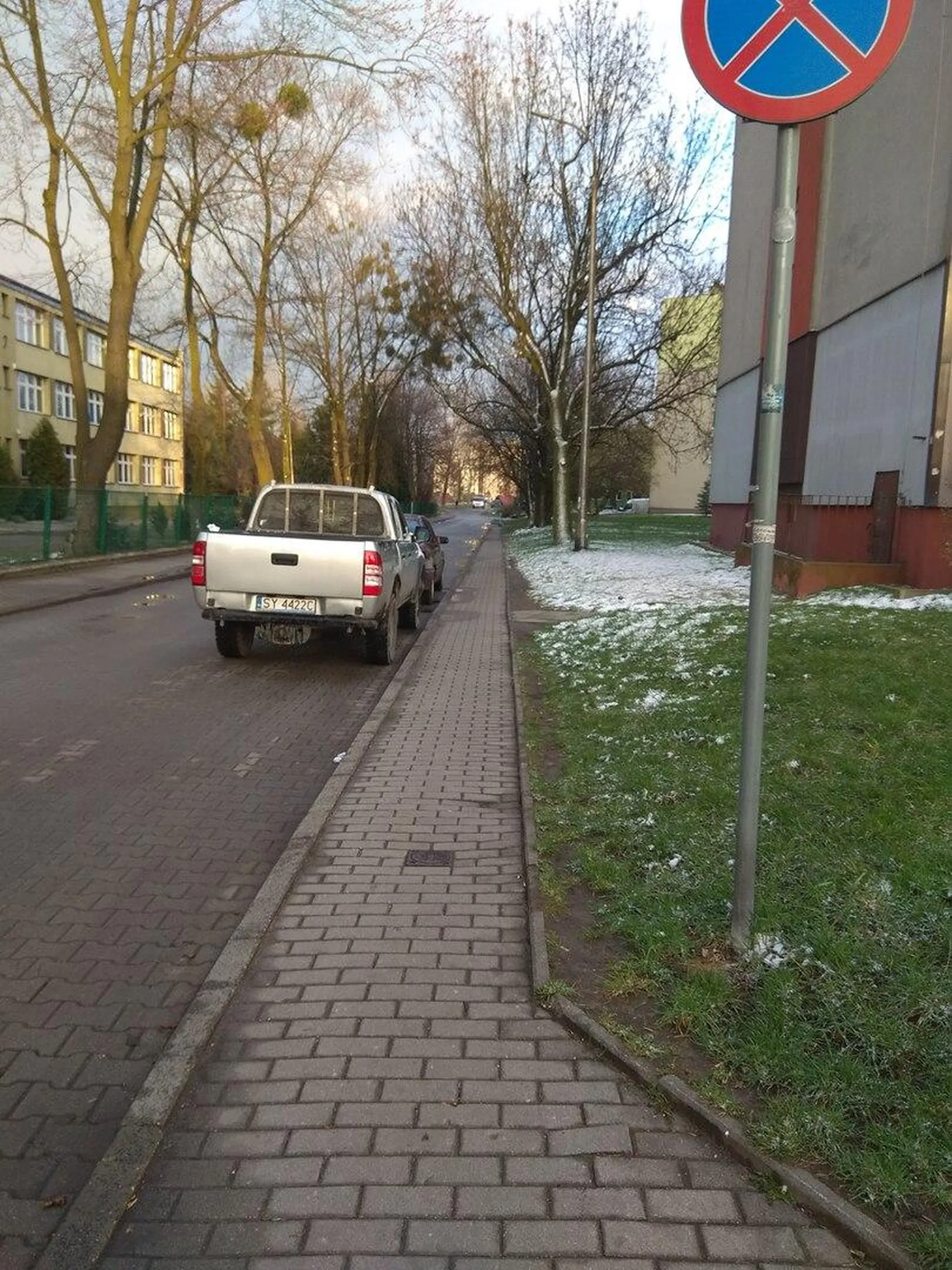 Kolejny dżentelmen na zakazie zatrzymywania się