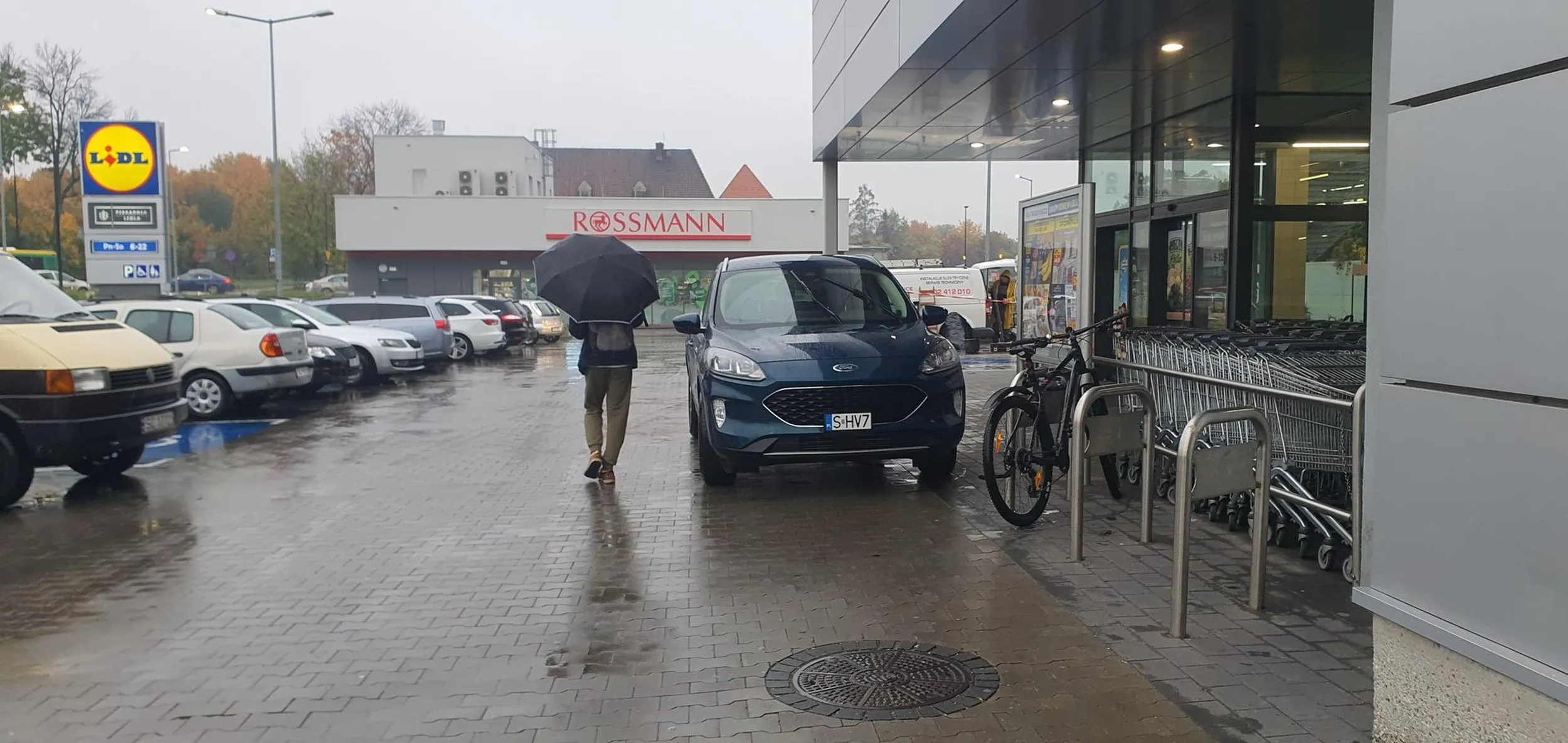 A co tu komentować. Kierowca id**ta.