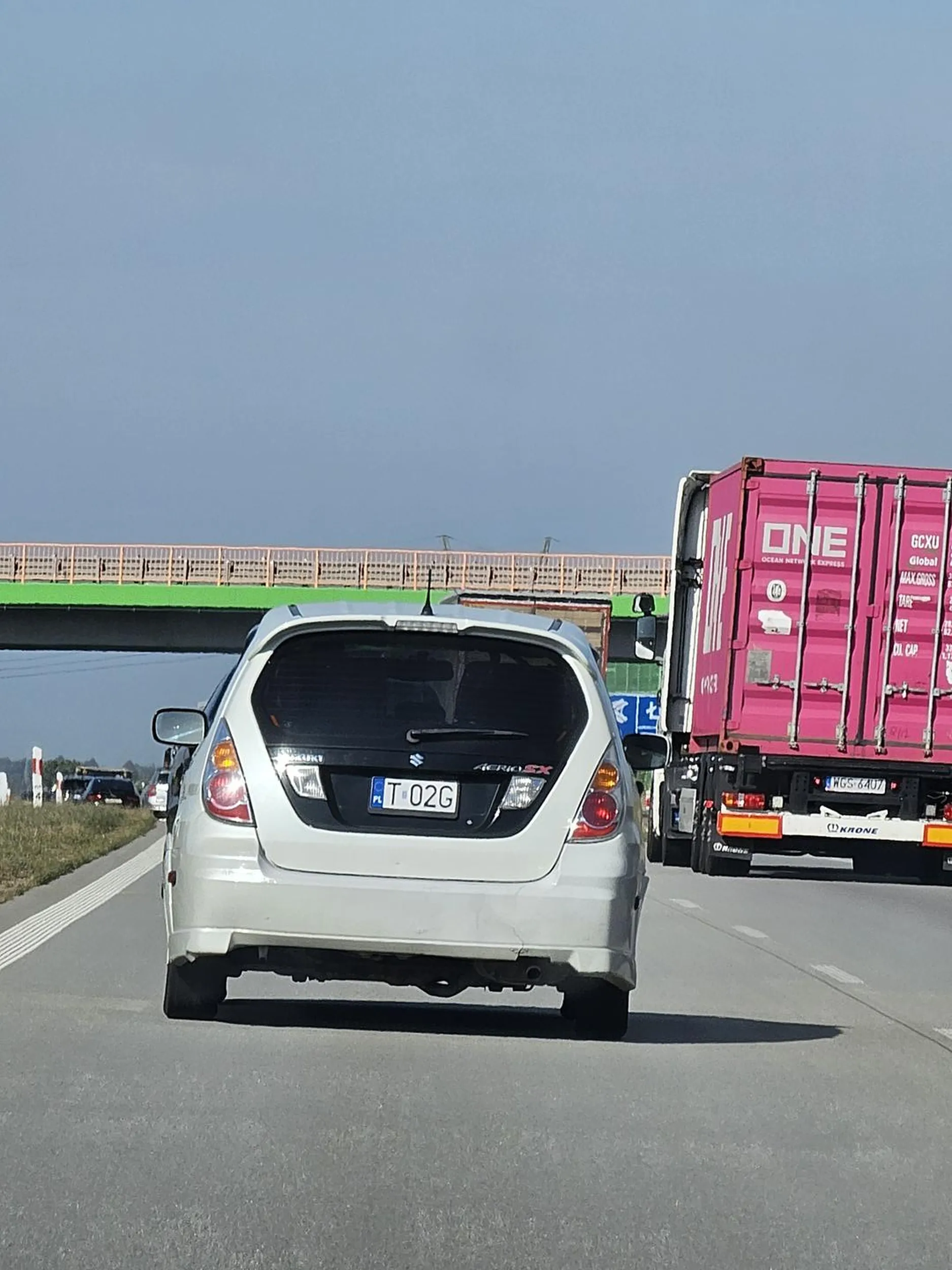Kierowca śmierć. Jazda na zderzaku przy 160km/h...
