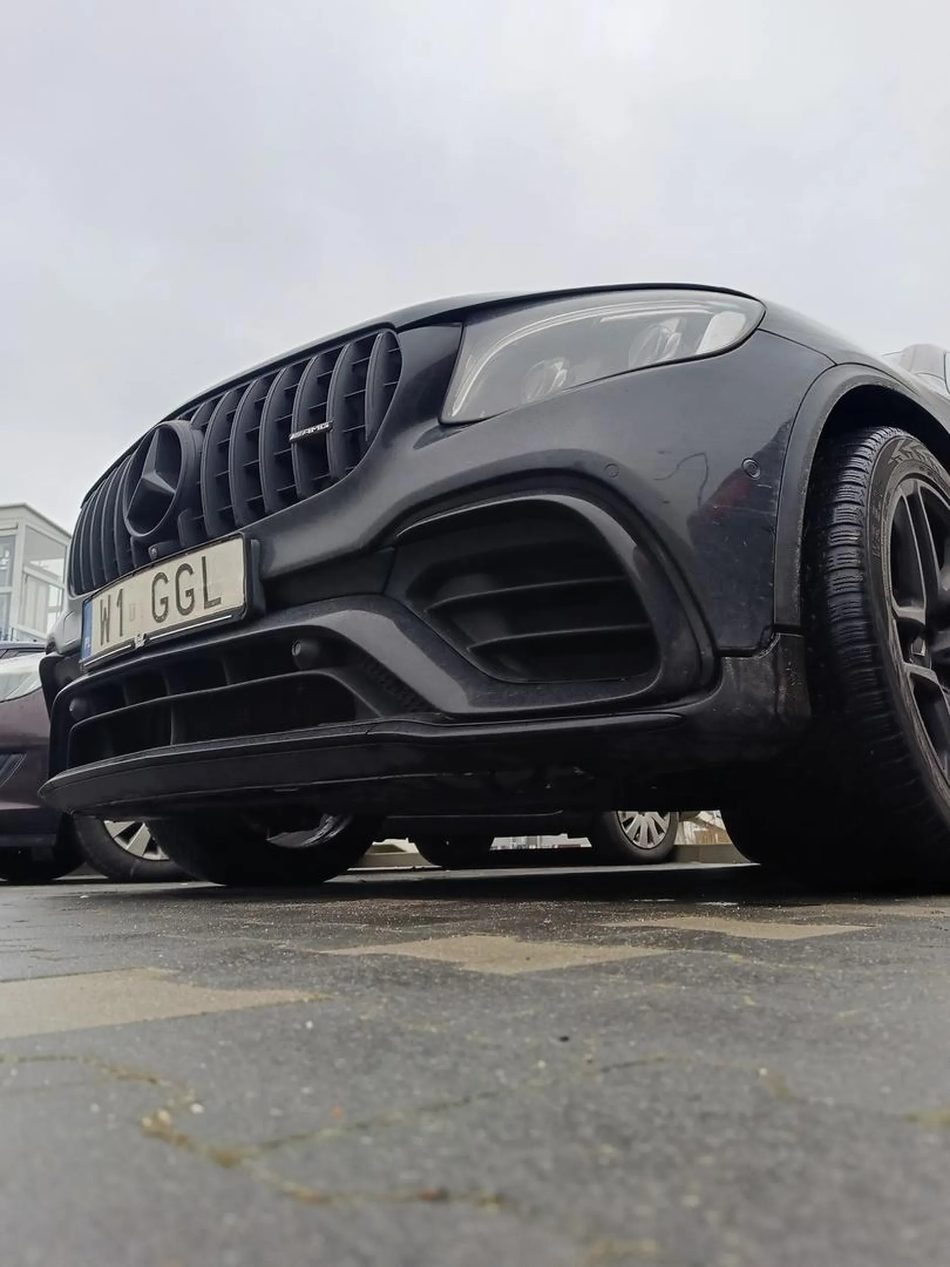 miły kierowca i przystojny? piekny mercedesik zakochałem sie w nim(dzieki za przygazowanie) ig: mlodyludwik12