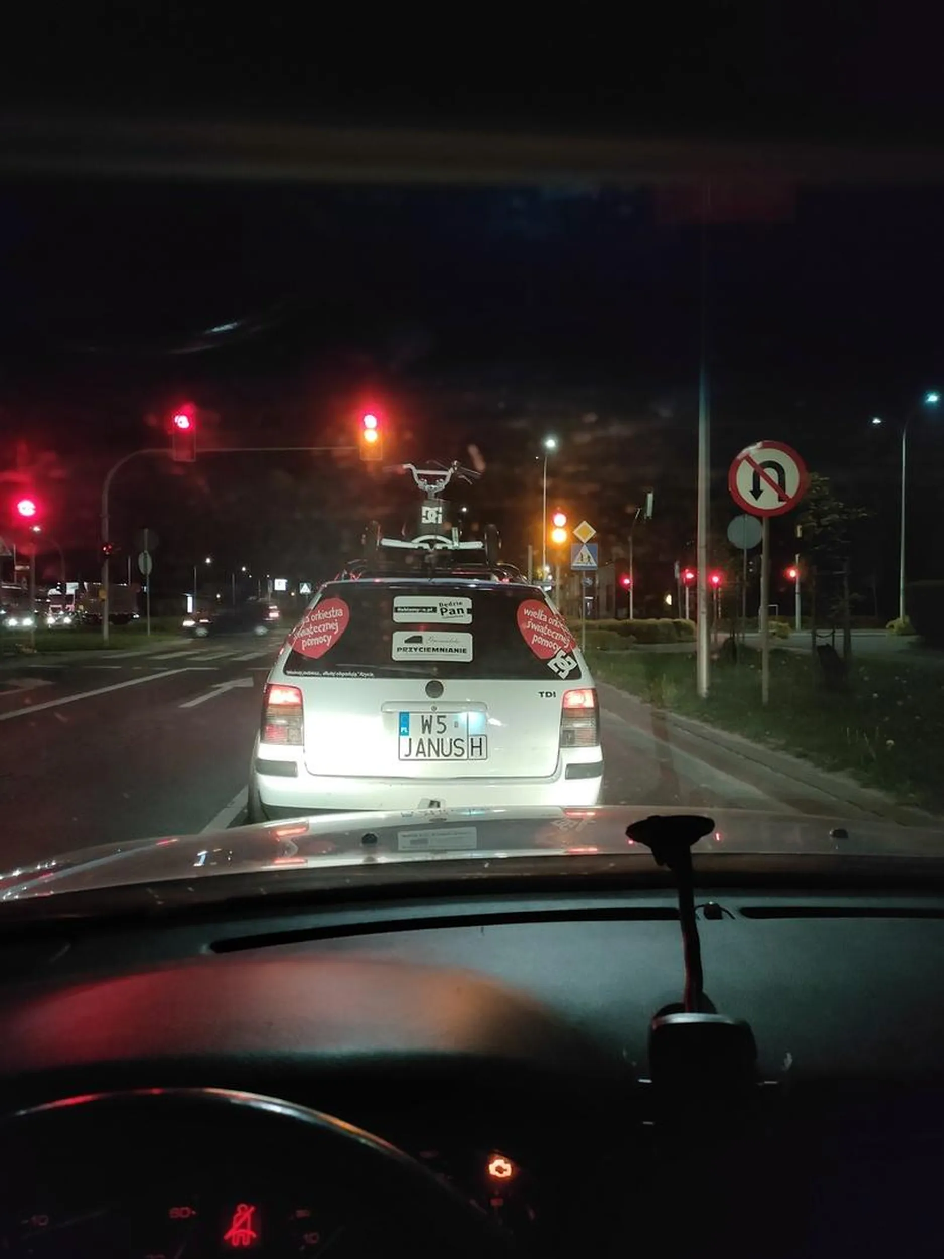 Zajefajny Passat B5 Kombi w wersji WOŚP :D