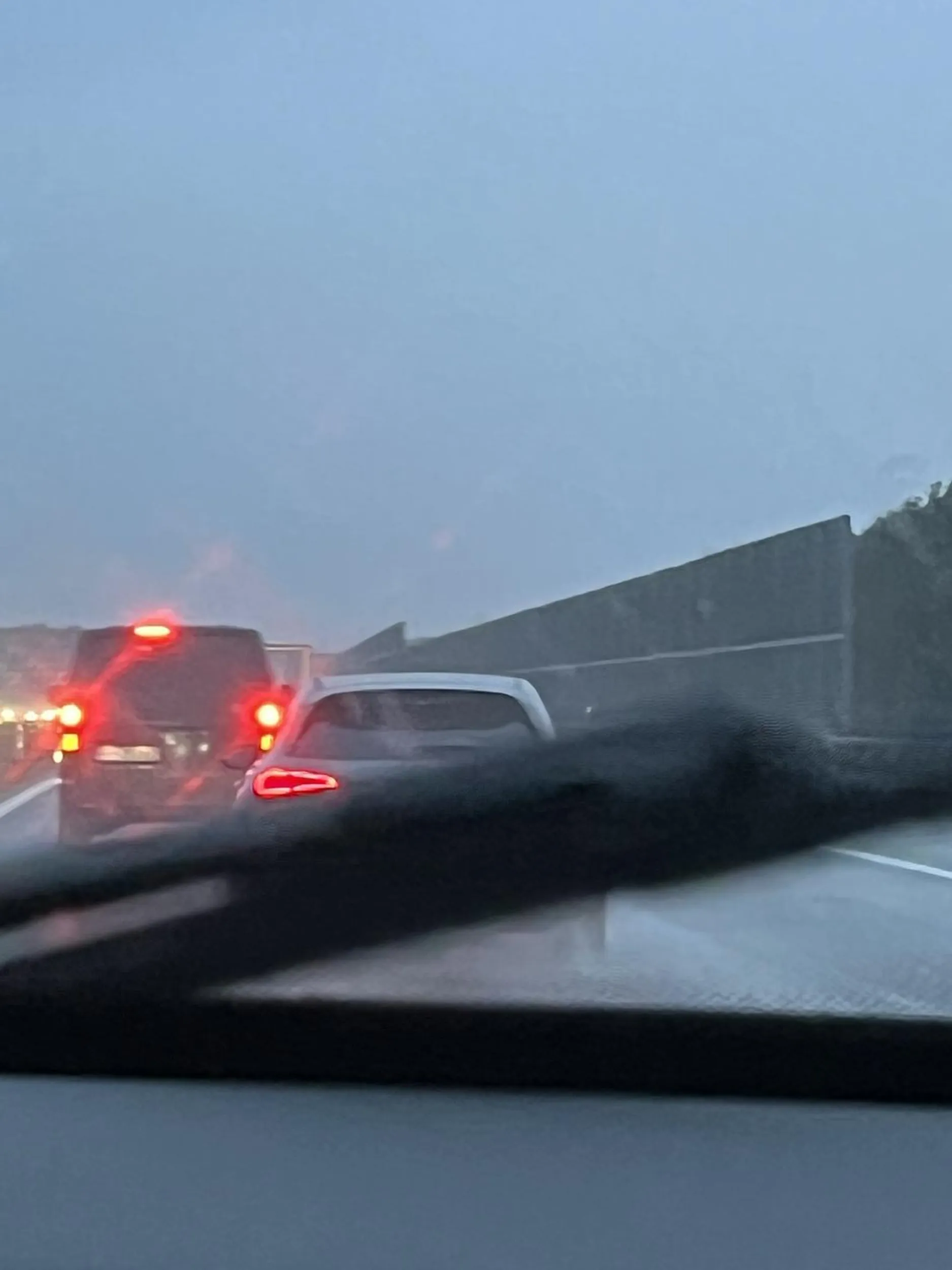 niezdecydowany pan z temperamentem i najprawdopodobniej małym przyrodzeniem