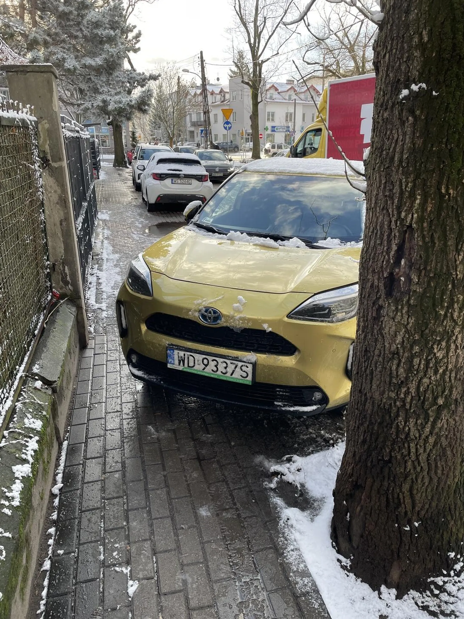 Parkowanie na chodniku