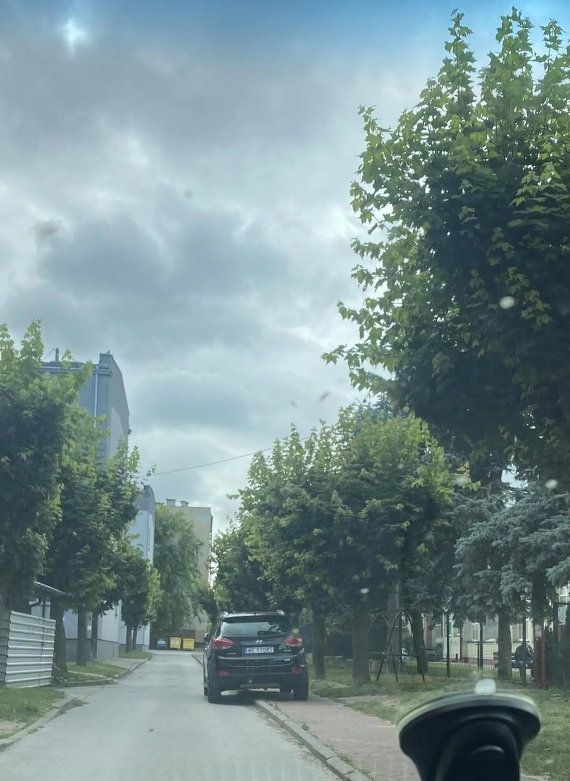 Parkingi są w około wszędzie….