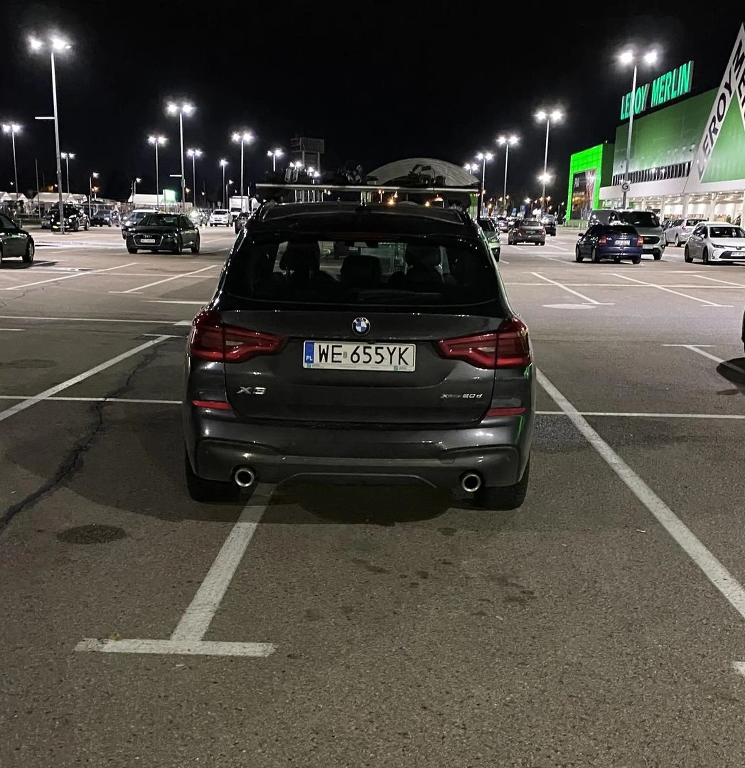 Myślałem że linie parkingowe obowiązują 24/d??