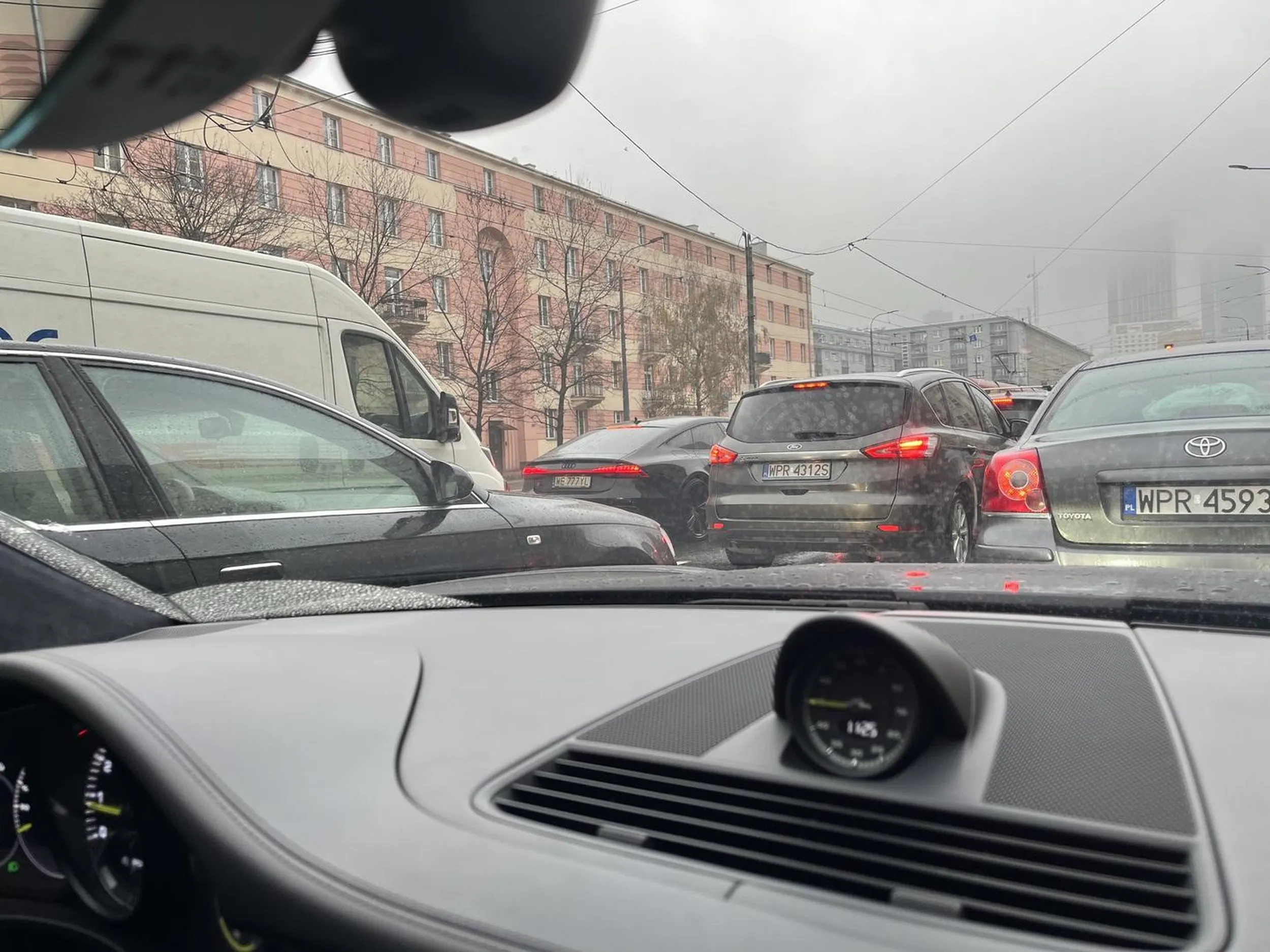 To jest Audi rs7 nie audi a7 sportback szczególnie nie przy tym wydechu