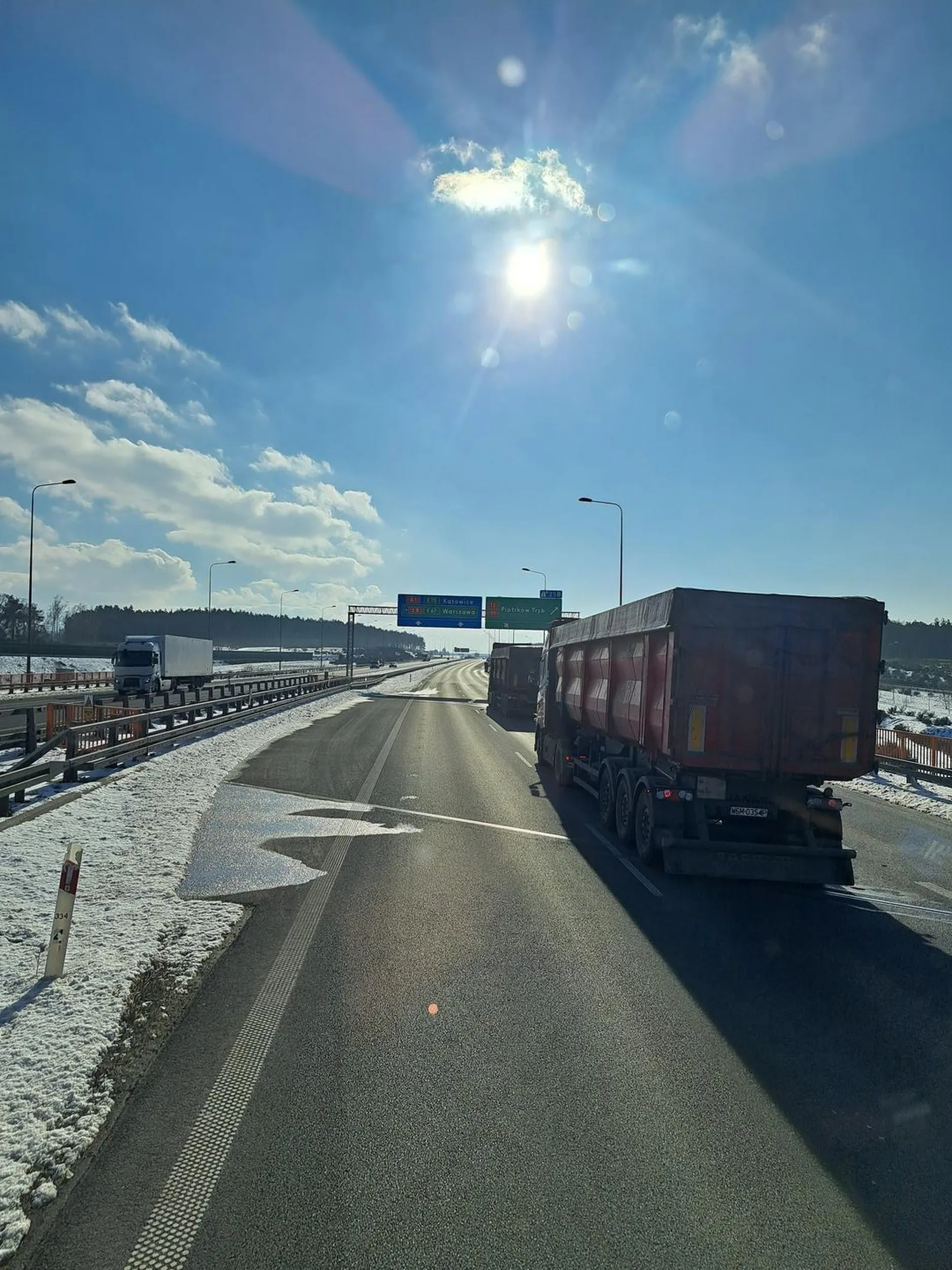 Sprytny Bystry kierowca Zapierdala jak autobusem. Pozdrawiamy pana Przemka