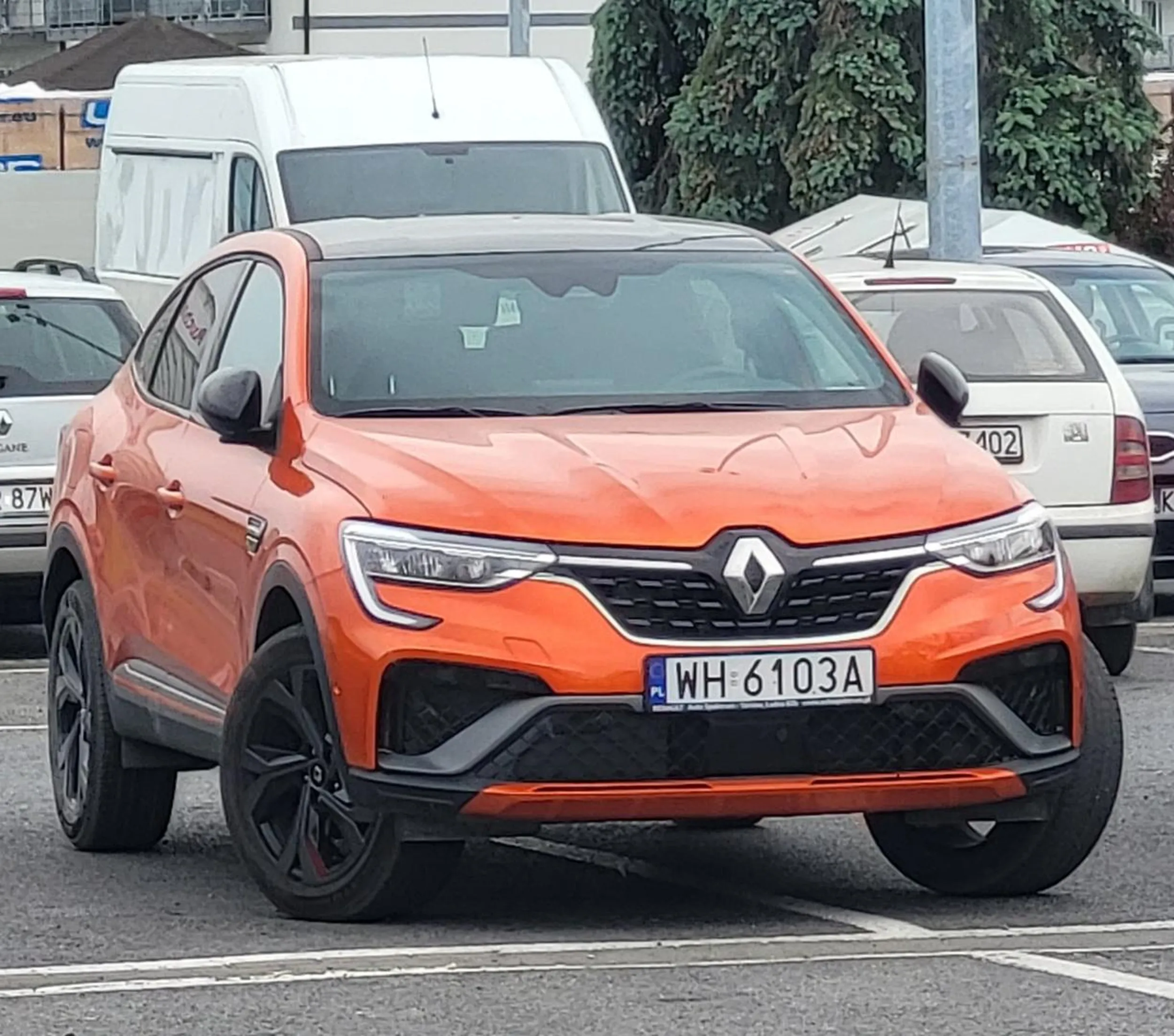 Widac że parkowac kolega nie potrafi. Nie pozdrawiam.