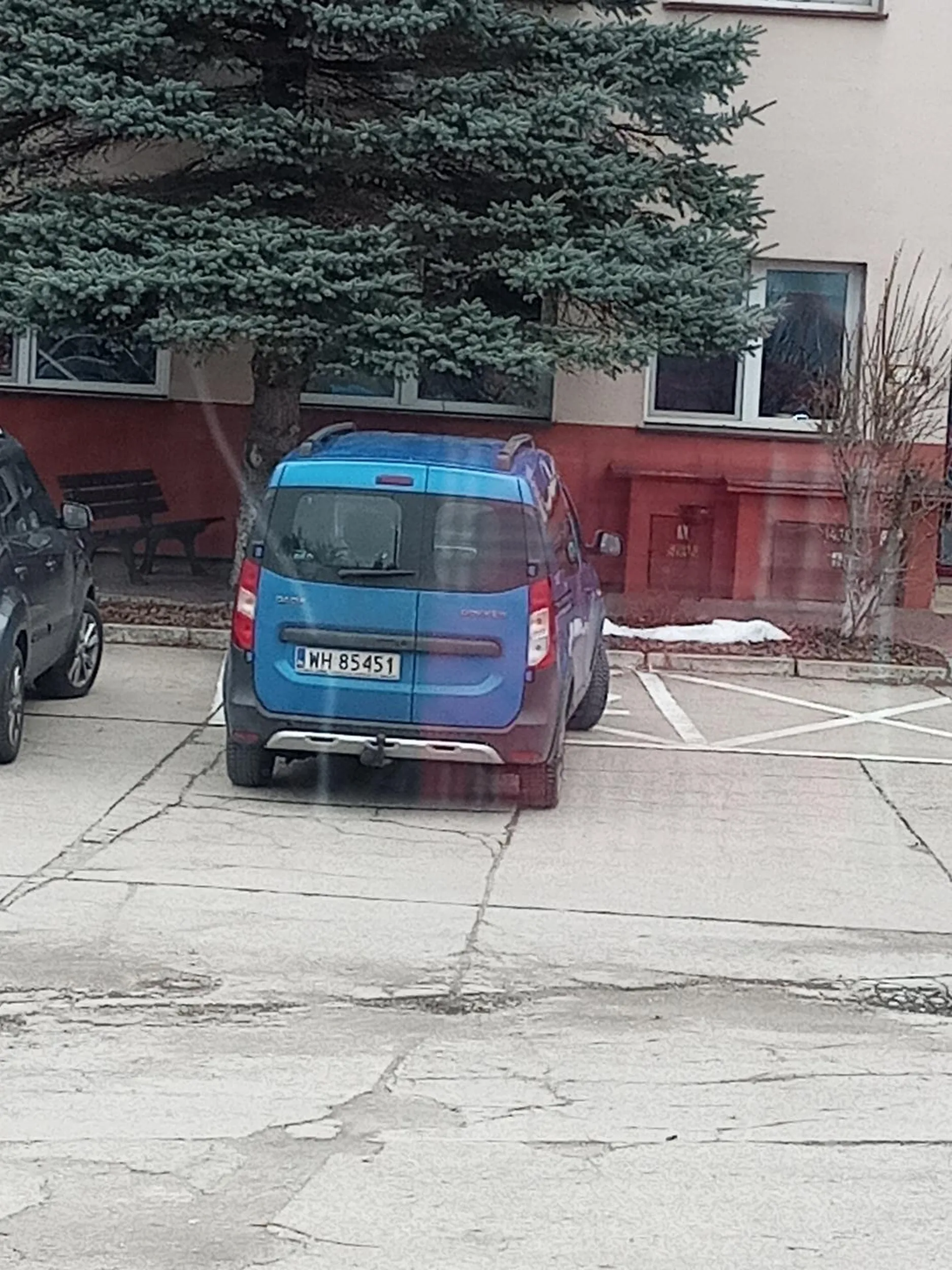 Niepoprawne parkowanie