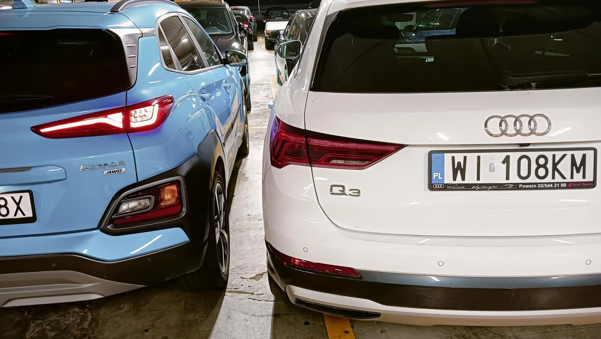 Jak tak można parkować? Jeszcze drzwiami dostałem w auto.