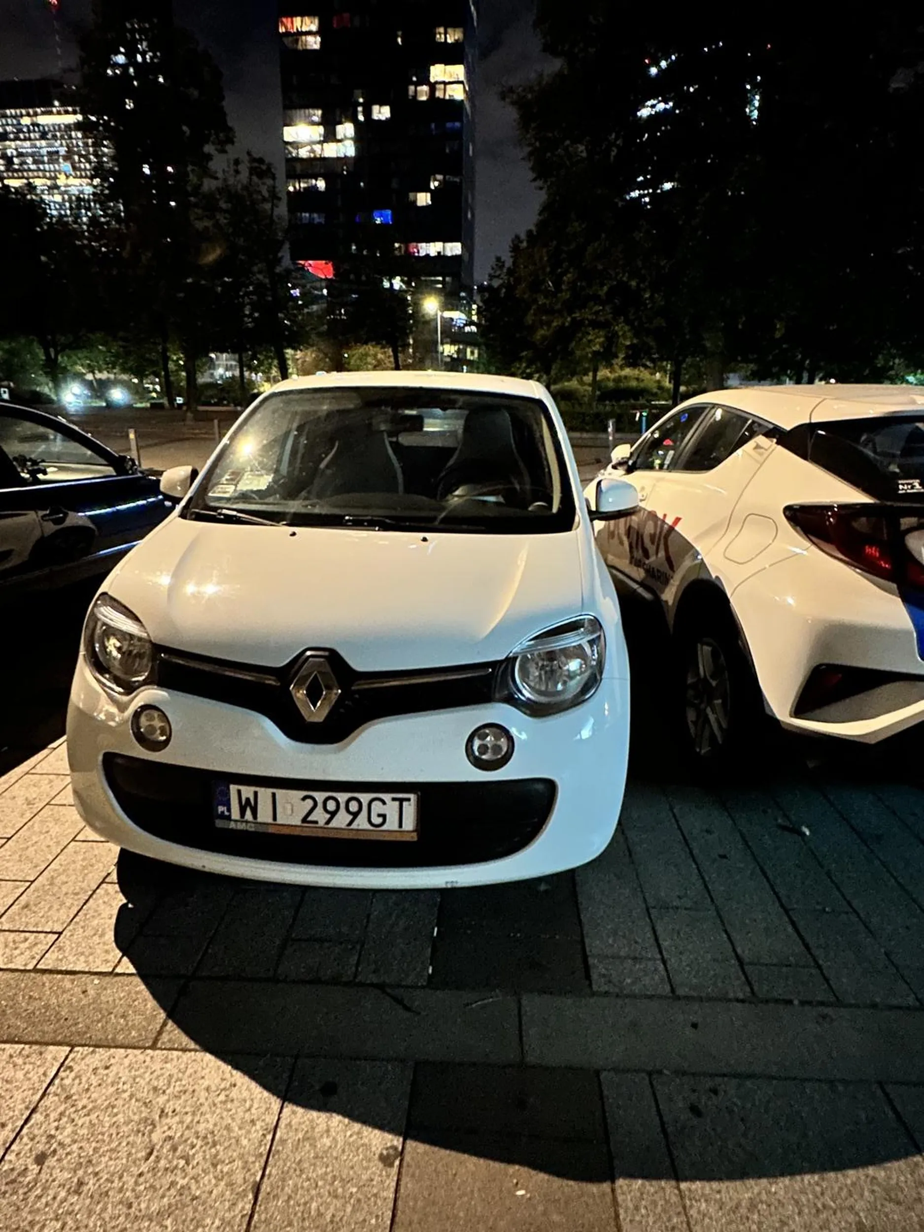 Nie polecam tego kierowcy musiałem wchodzić bagażnikiem