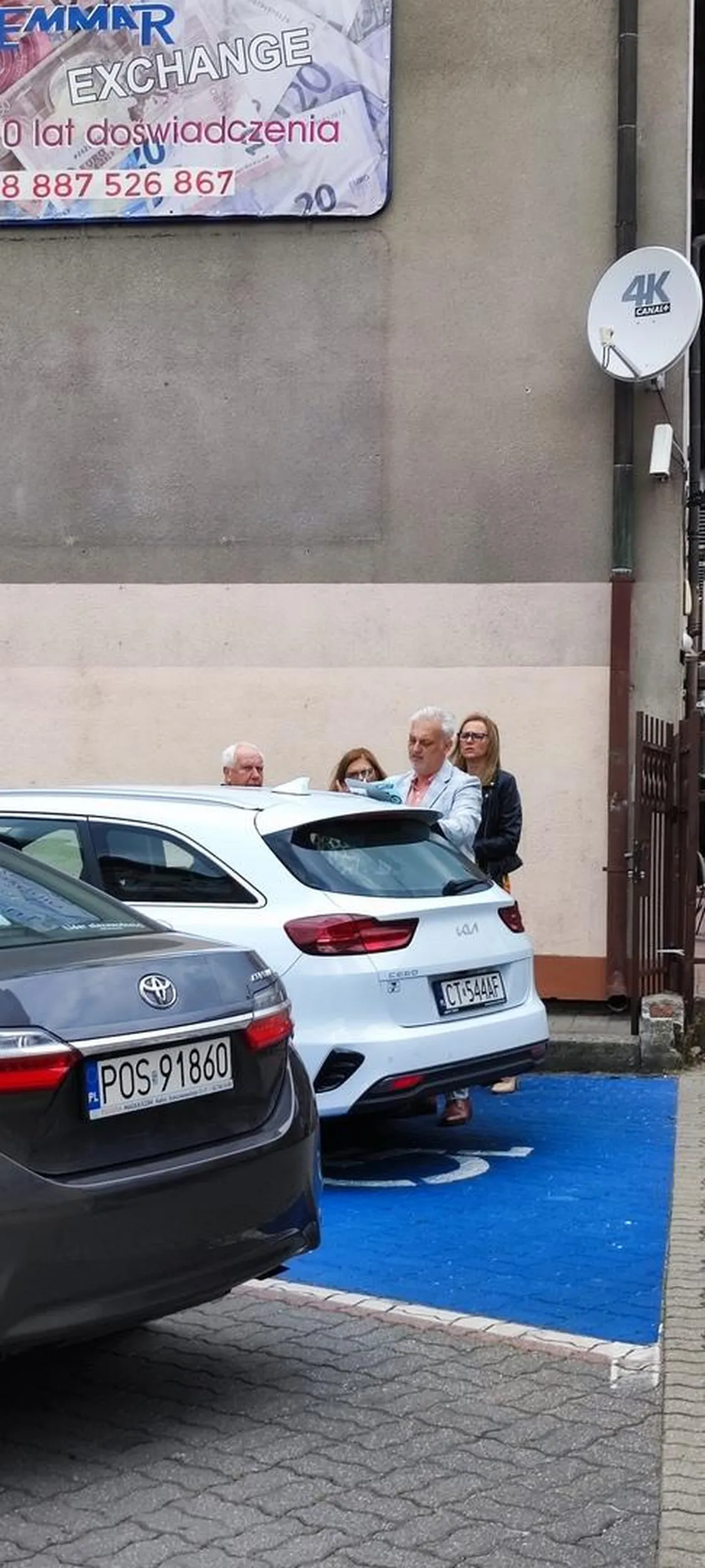 Nie polecam Pana agresywnego, który dużo szczeka a mało gryzie bo nosi stringi ?