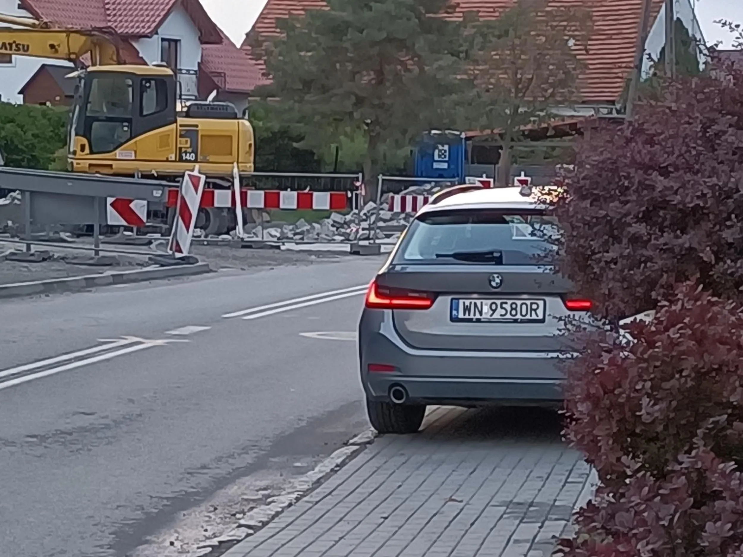 Kutas mnie prawie przejechał na chodniku