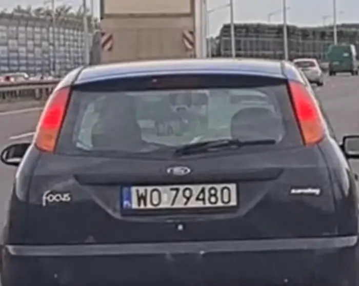 Jedzie trasa S8 i ogląda filmy dla dorosłych. Co jeszcze robi nie chce wiedzieć... Człowieku jedz w krzaki!