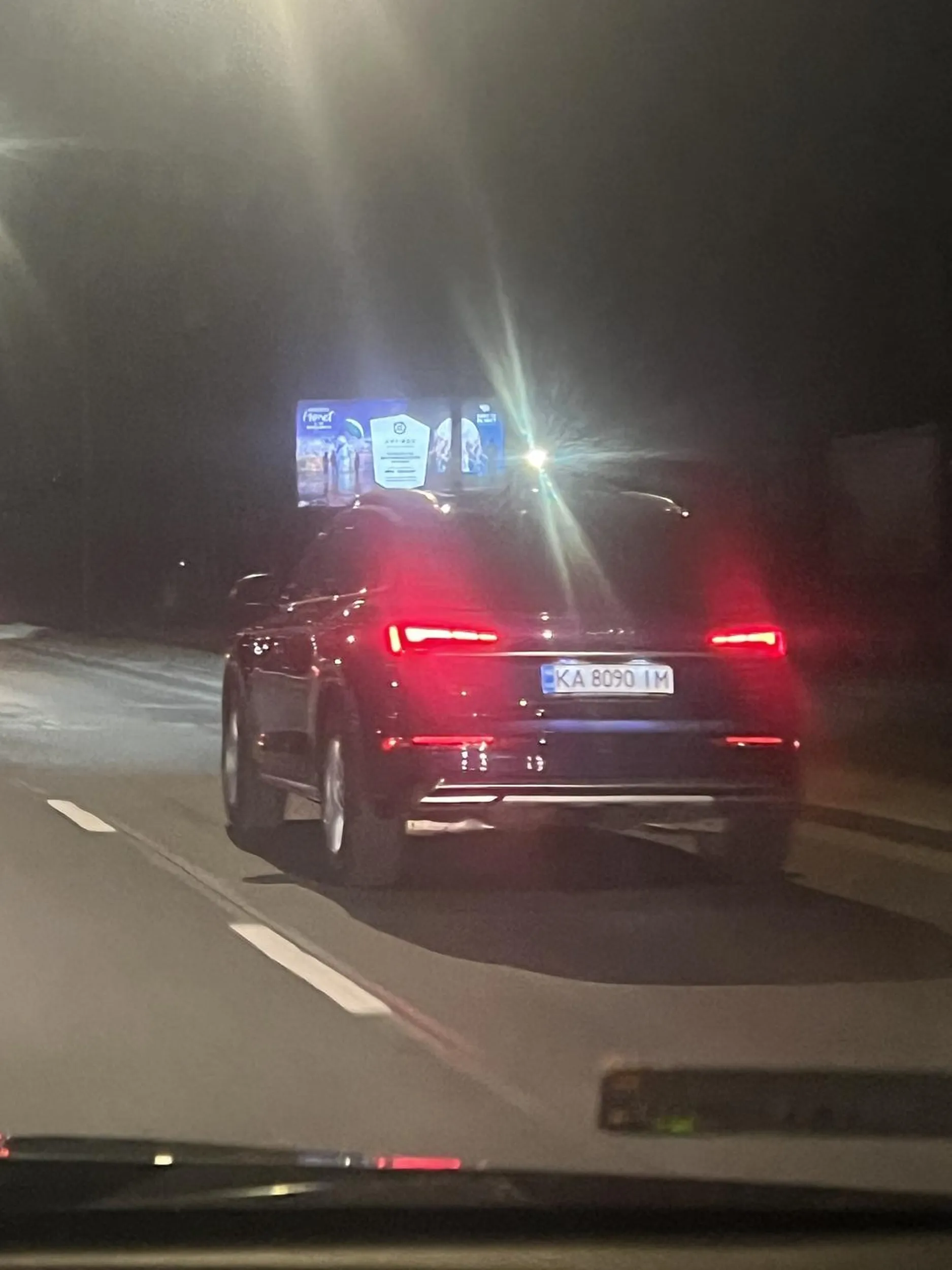 kierujący kopnął mi psa, rozjebal talerz, ale tak poza tym to go szanuje i kocham