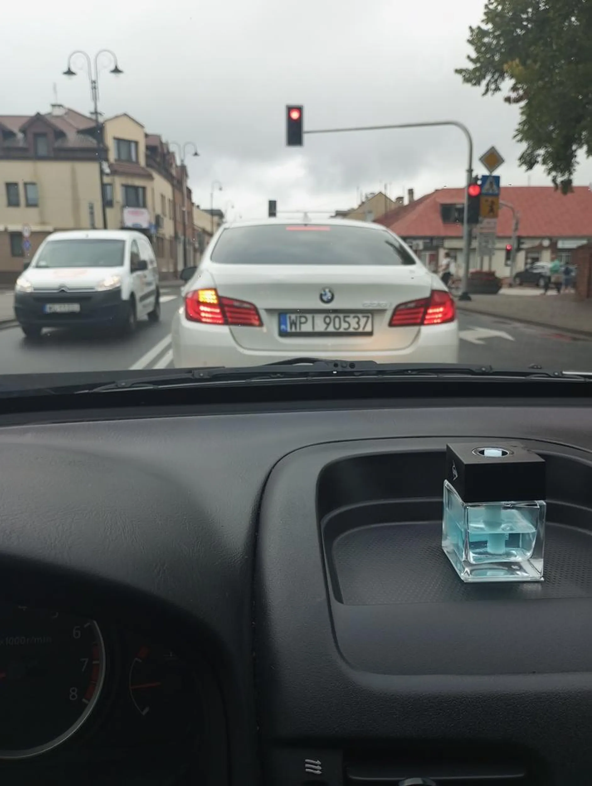 Lubi zajechać drogę (Góra Kalwaria). Je*any cham, wiem gdzie mieszkasz.