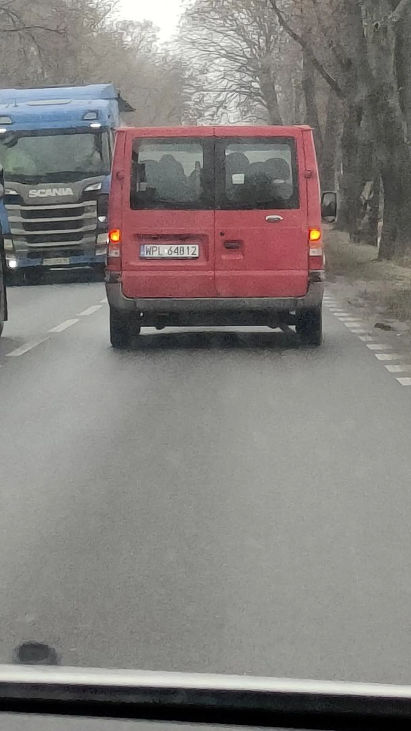 Kierowca wymusza na drodze, uważać