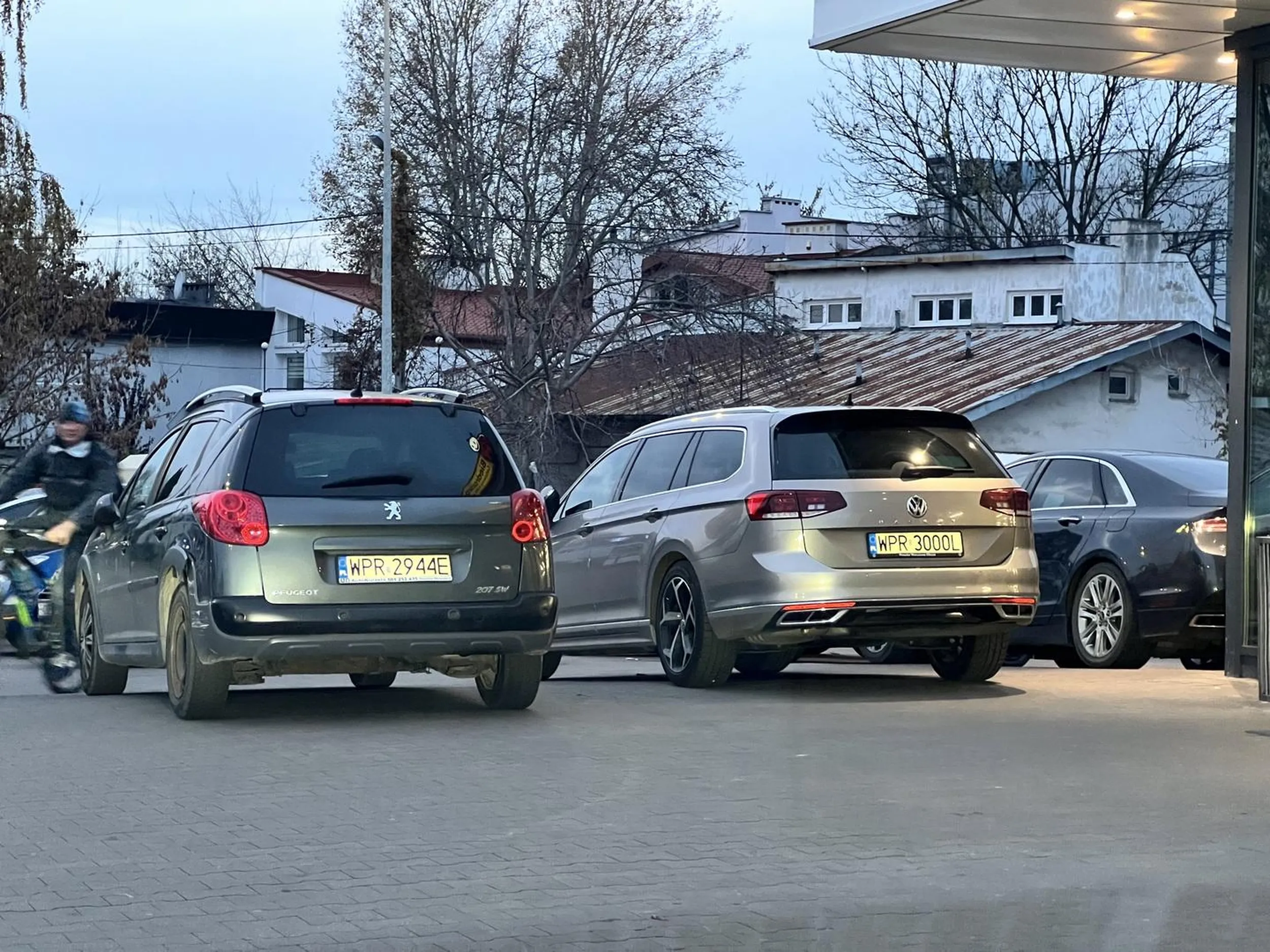 Ameba parkingowa, al. Jerozolimskie 454, 05-800 Pruszków