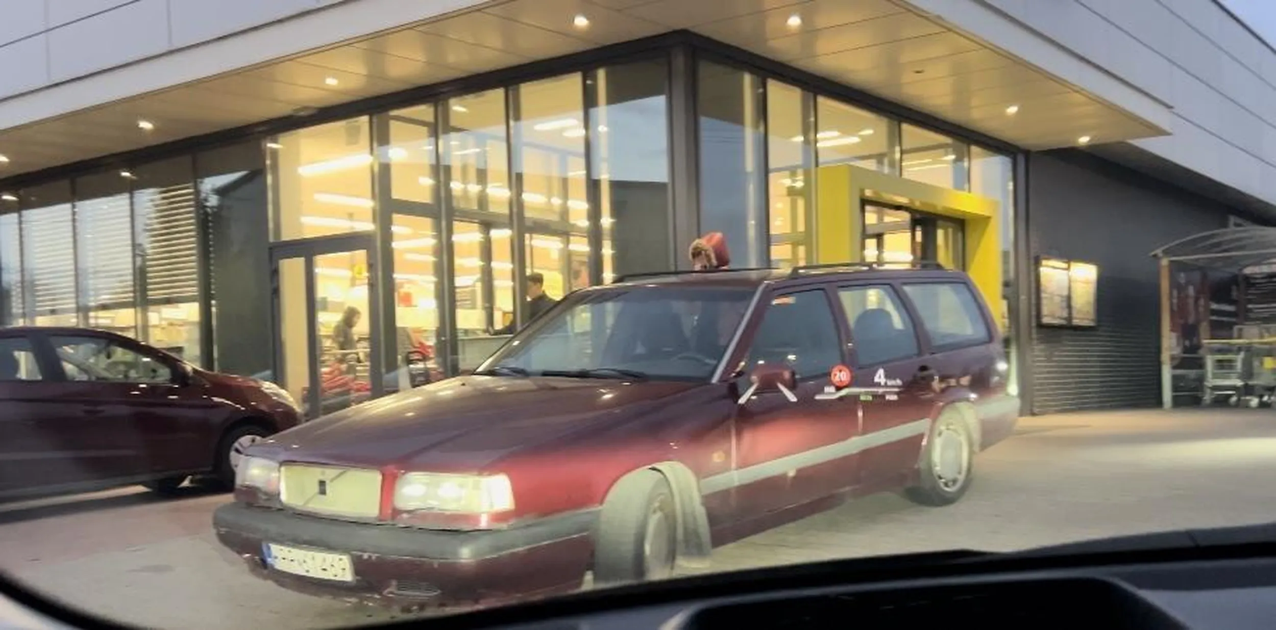 Ameba parkingowa… Pruszków, Aleje Jerozolimskie 454