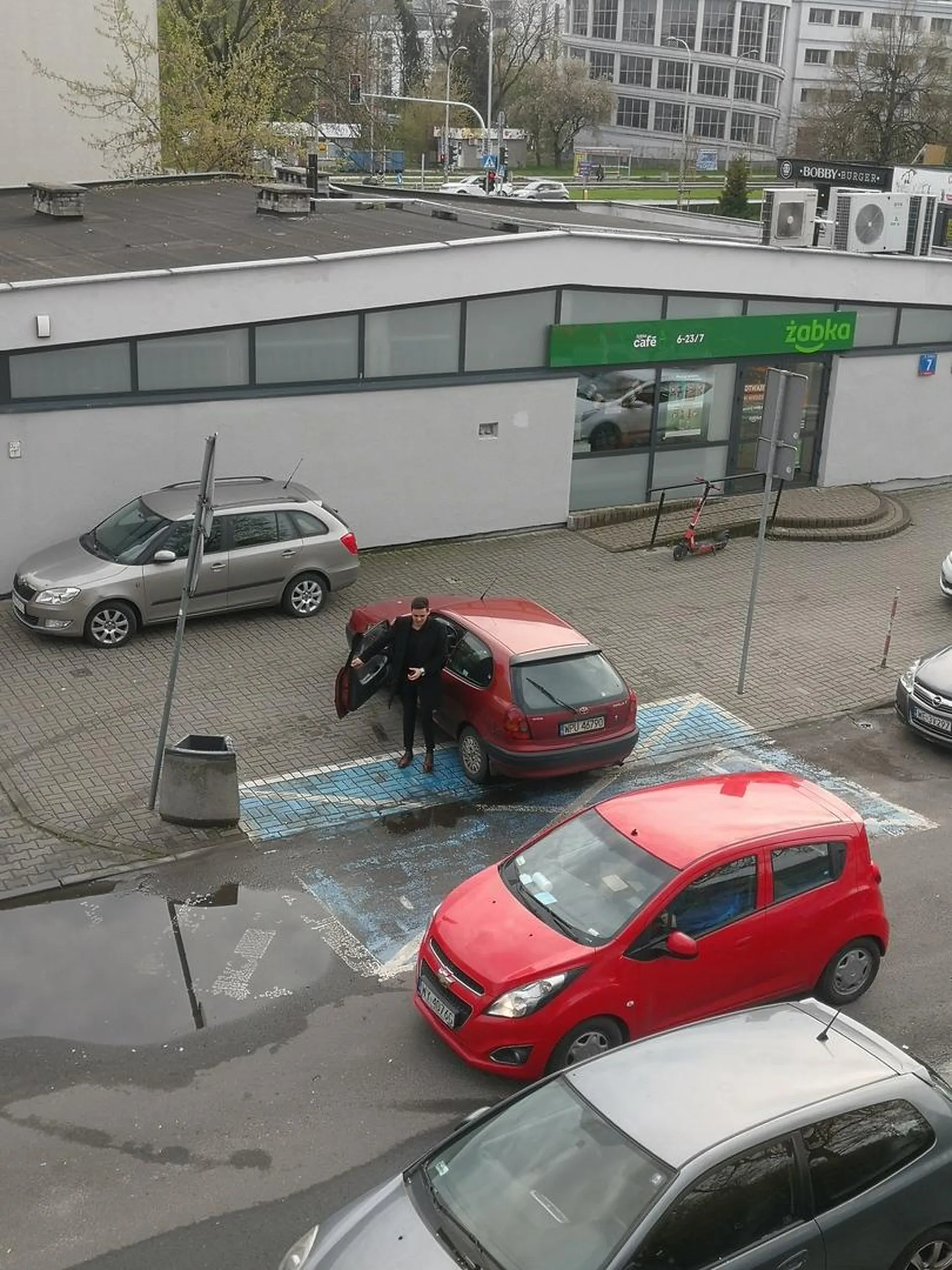 Gratuluję pomysłowości i wyobraźni. W Pułtusku tak uczą?