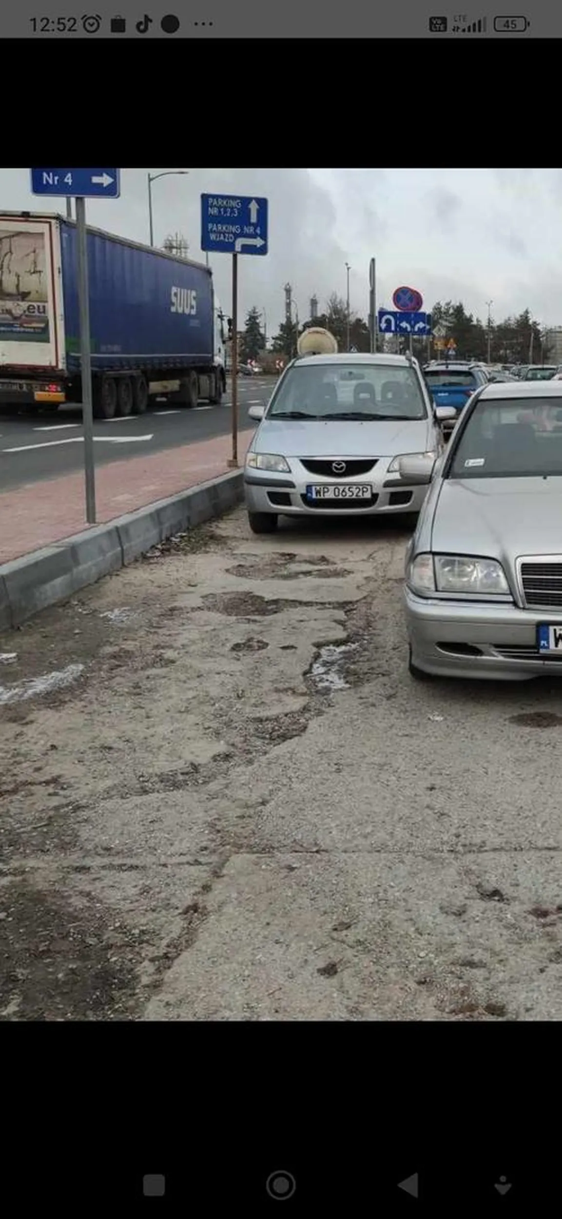 Mistrzostwo parkowania Zablokowany wjazd/wyjazd z parkingu