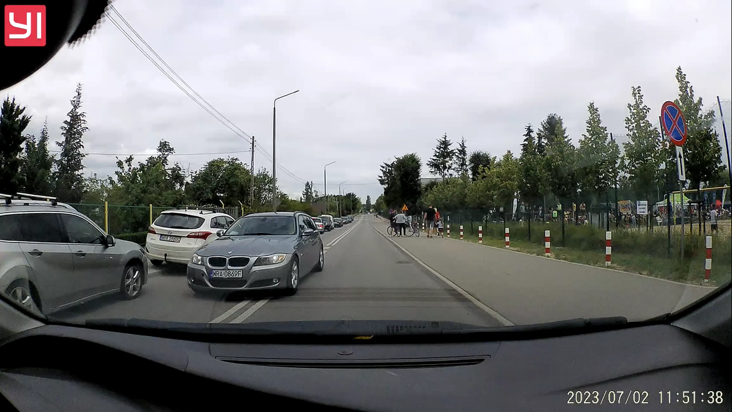 Omijanie pojazdów Co tu wiele pisać, zdjęcie dużo wyjaśnia.