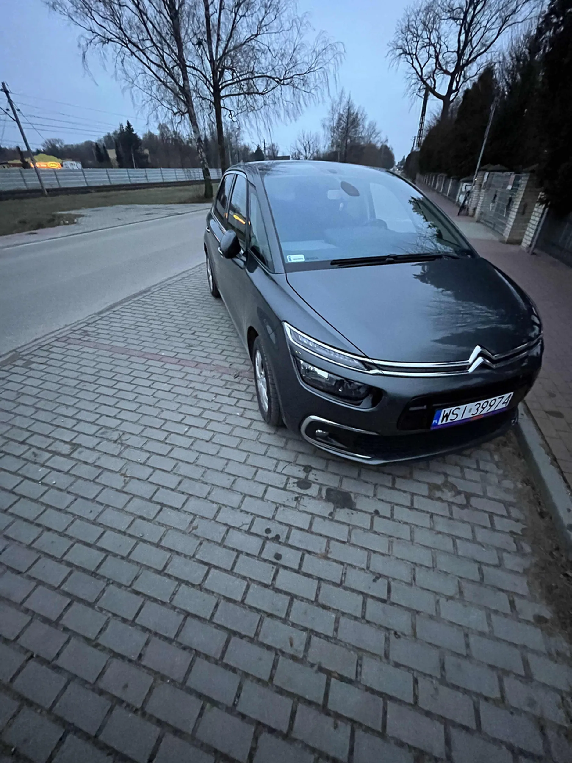 Naucz sie parkowac mosku bo next time be careful