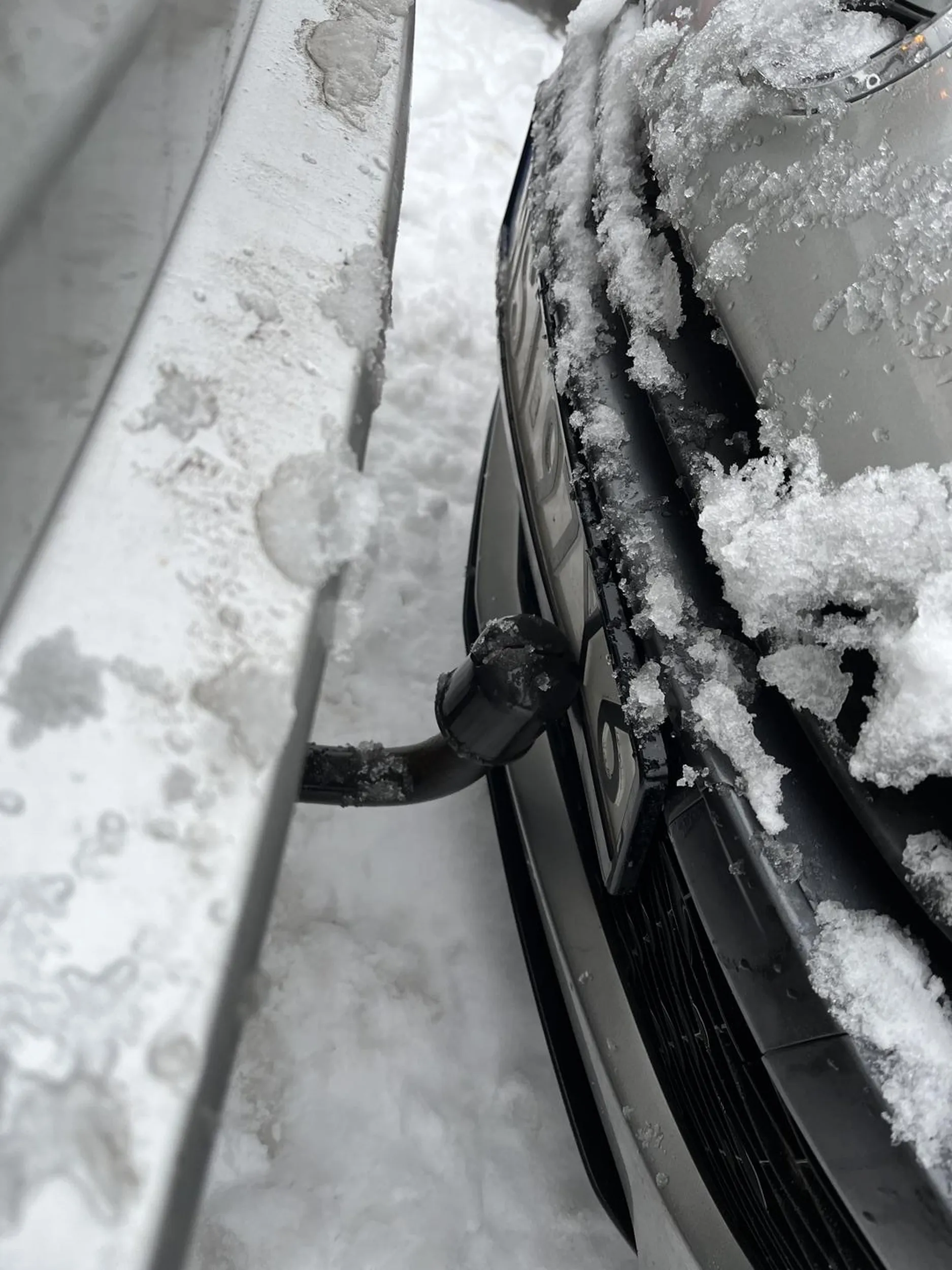 Naucz się palancie parkować, żeby w przyszłości ktoś tobie w samochód nie wjechał ?