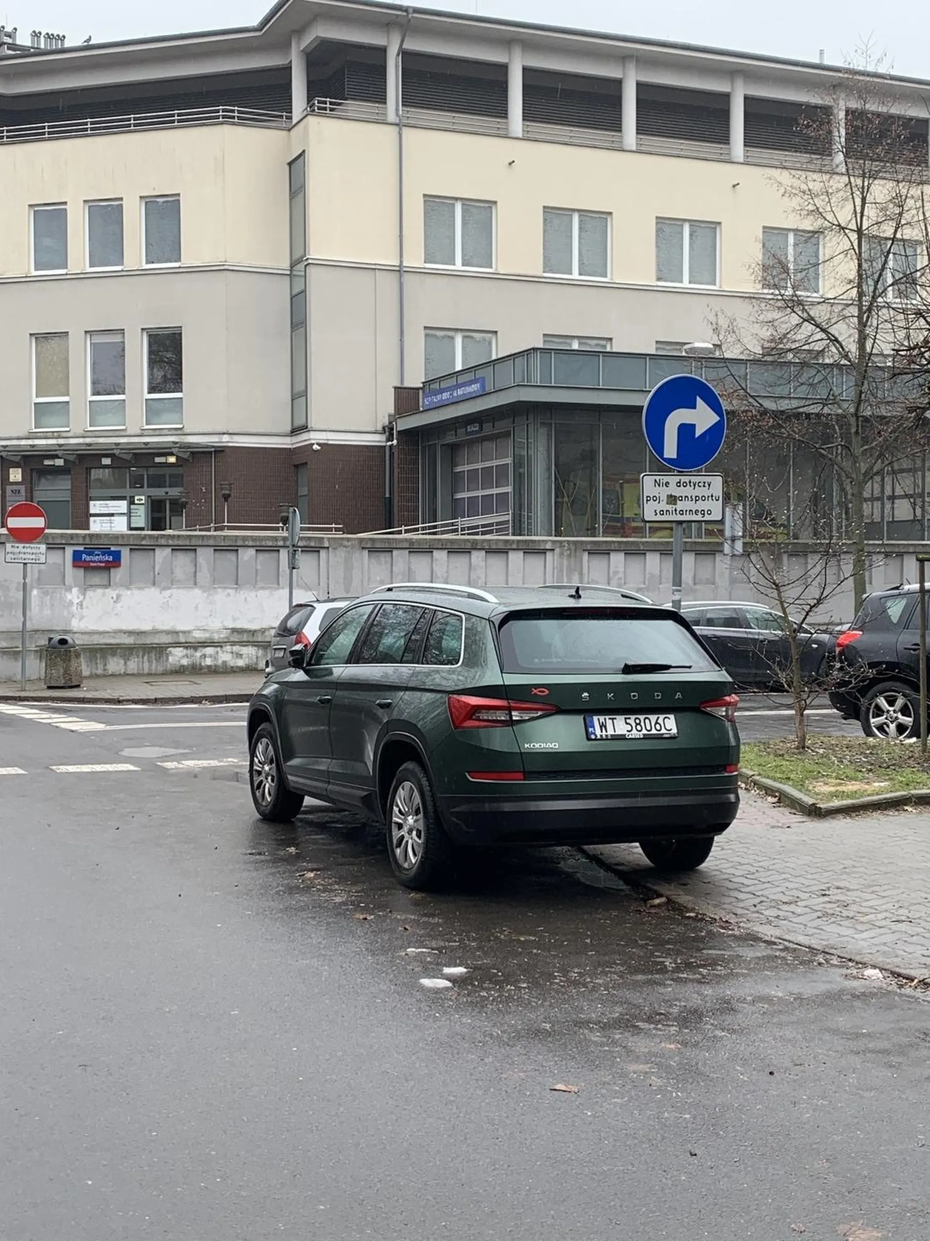 Rybka na klapie i WT mówi wszystko. Ani mózgu ani logiki w działaniu