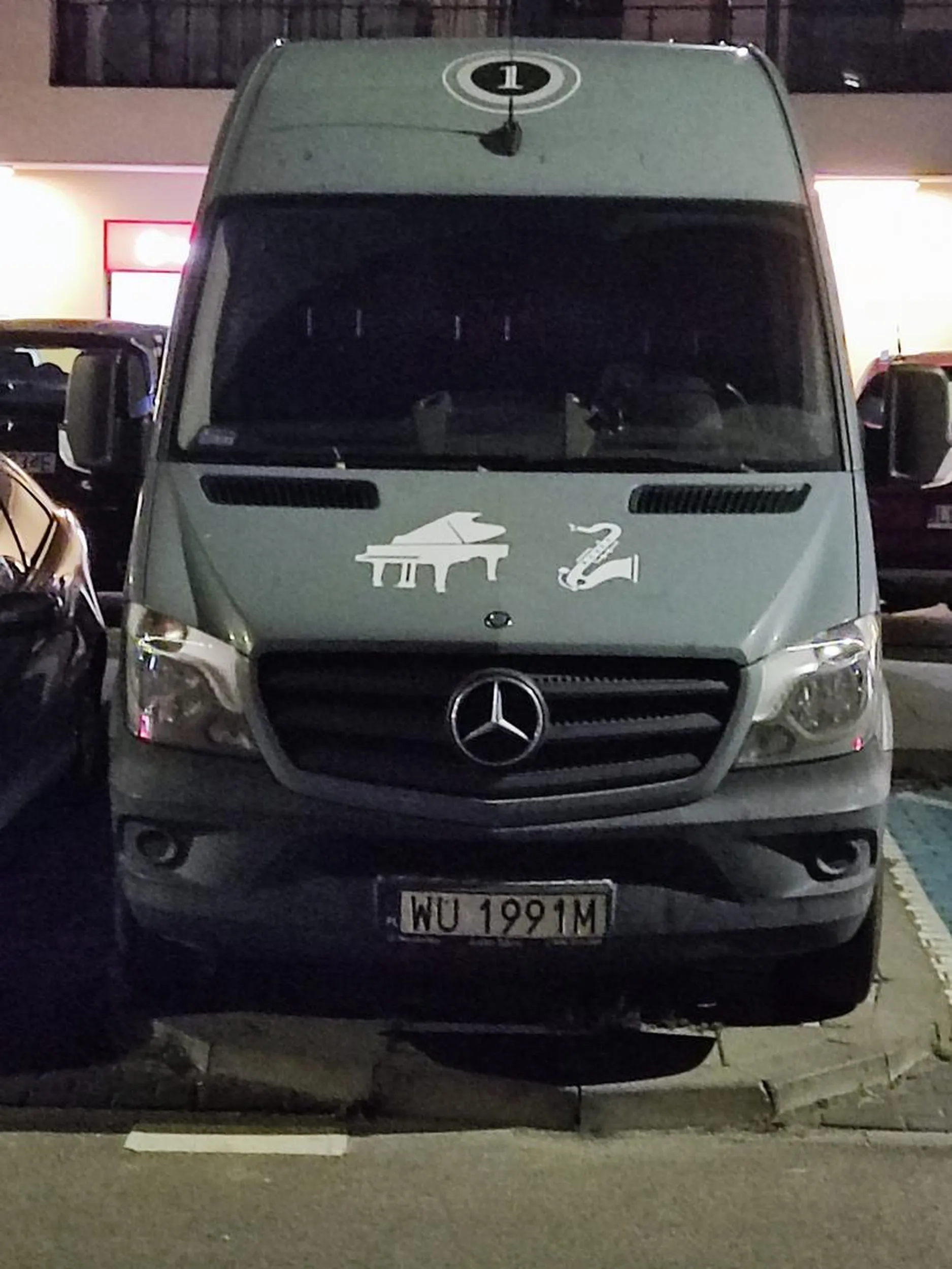 Trochę przegięcie. Nie rozmnażają się proszę