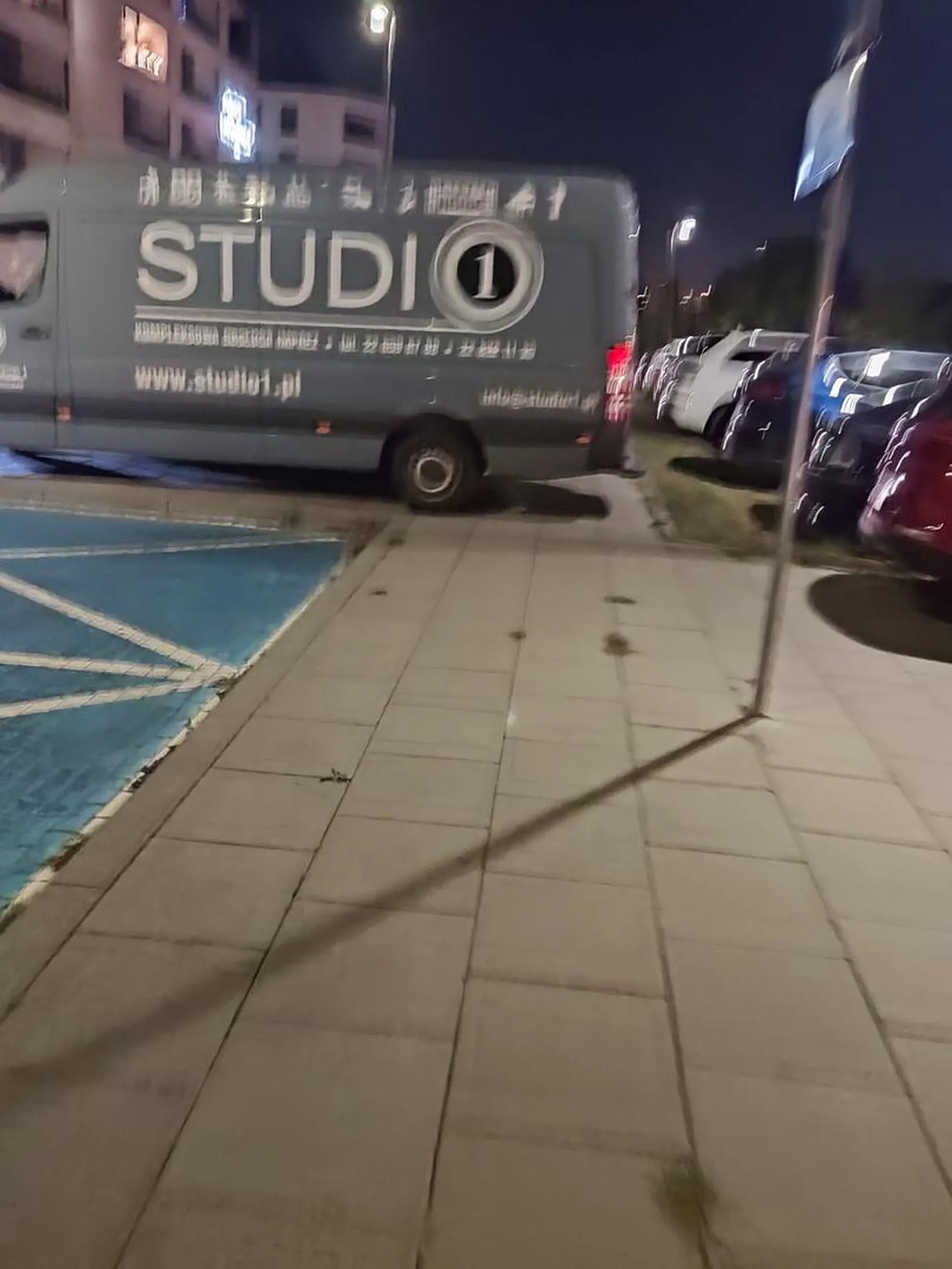 Trochę przegięcie. Nie rozmnażają się proszę