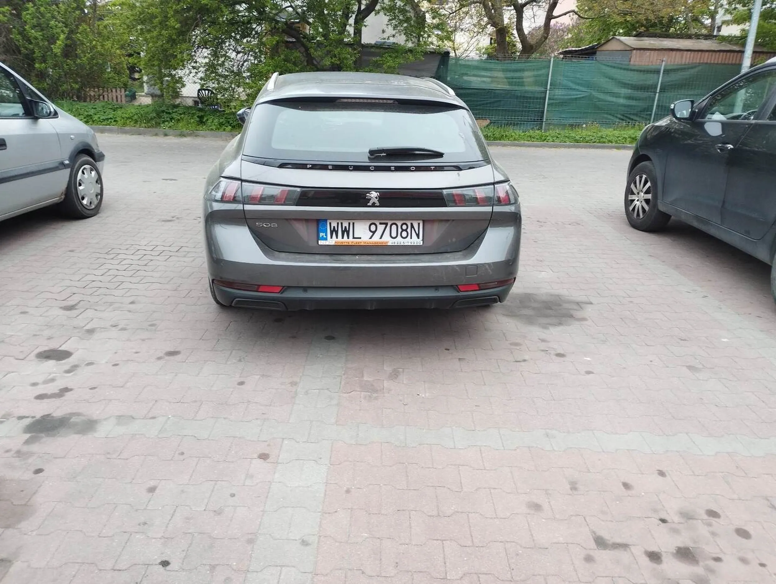 Eh... jakiś kolejny tytan intelektu